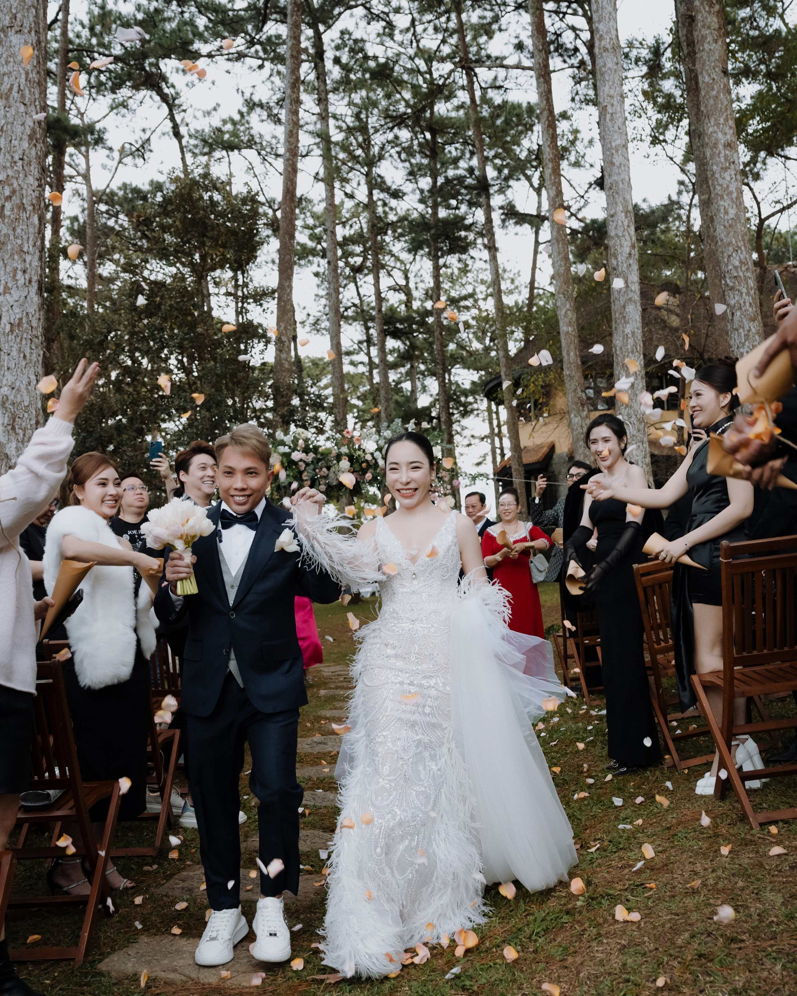 DENNIS & TINY / Destination Wedding in&nbsp;DaLat