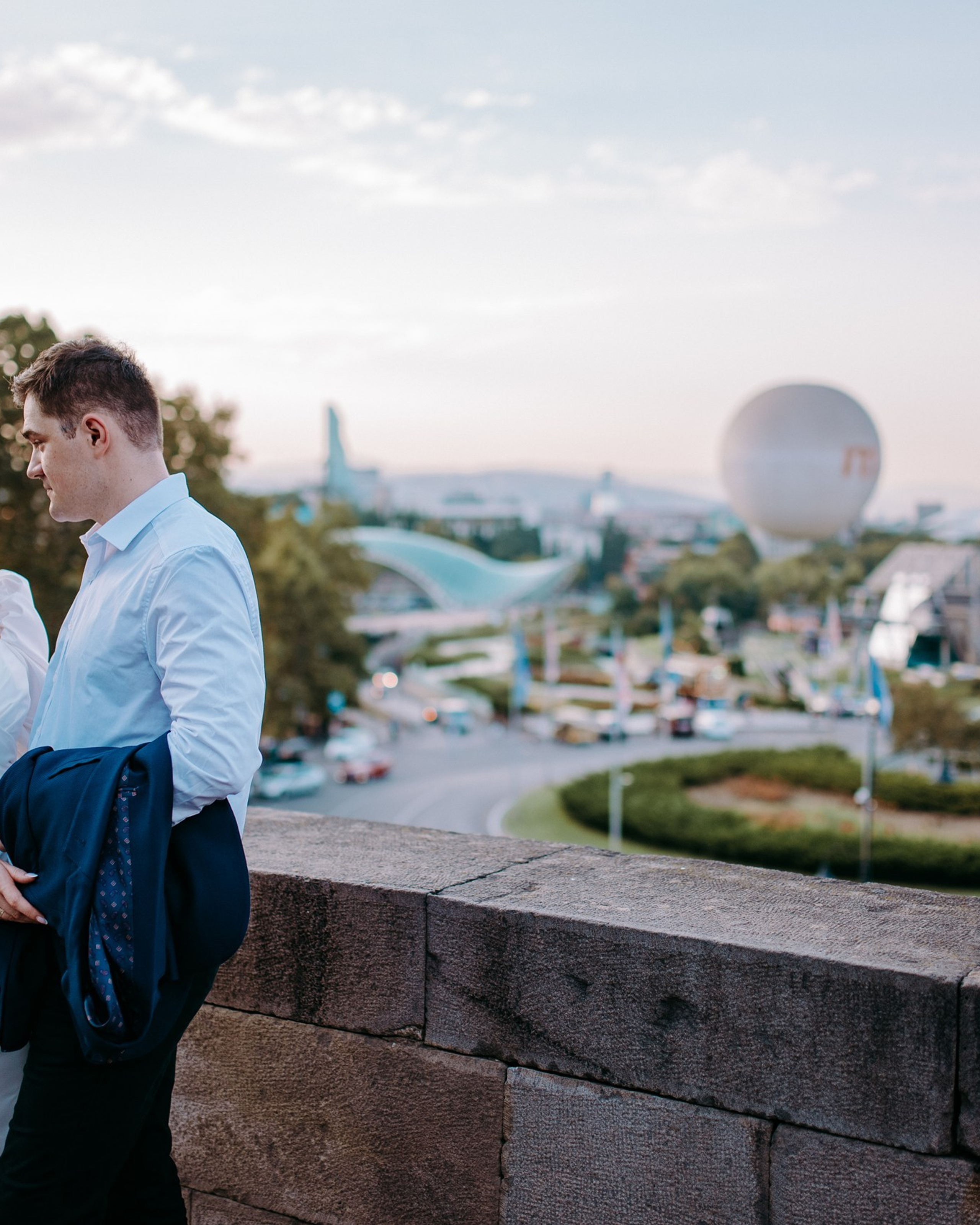 Официальная роспись в Тбилиси