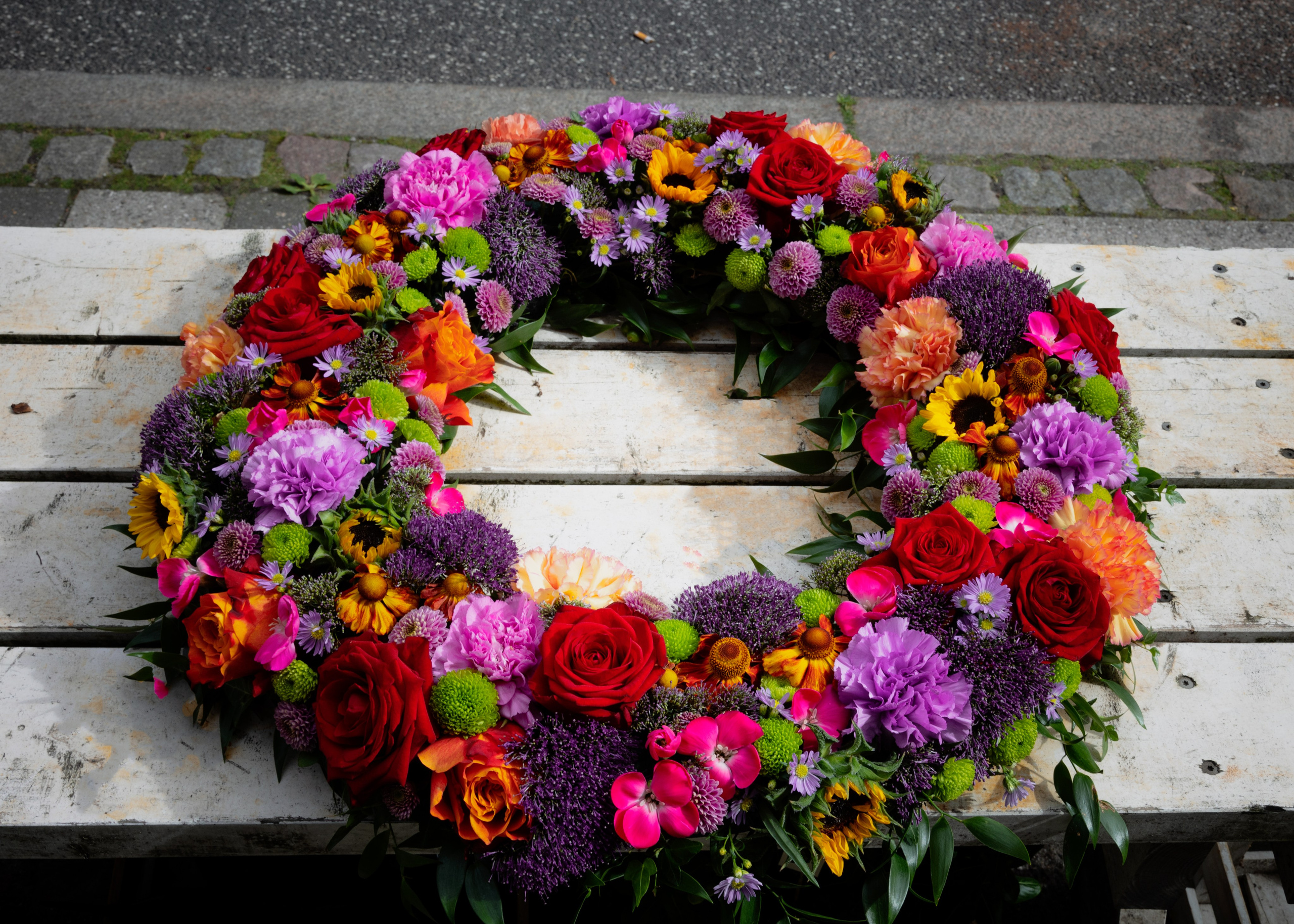 Tekster til bånd. Akropolis Blomster | Din døgn blomsterbutik i Aarhus N