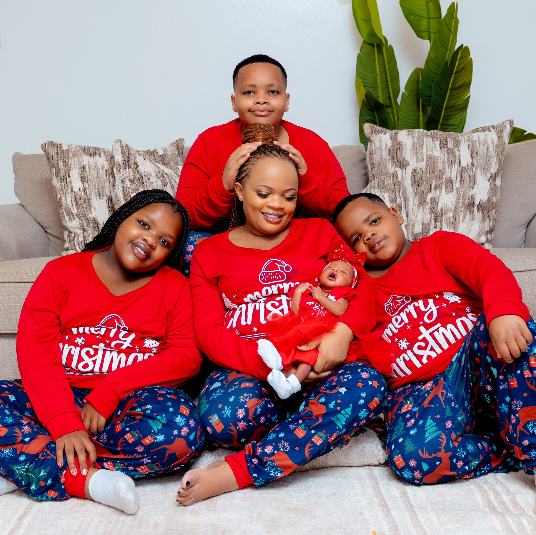 family photography, indoor photography, couples, matching outfits, 