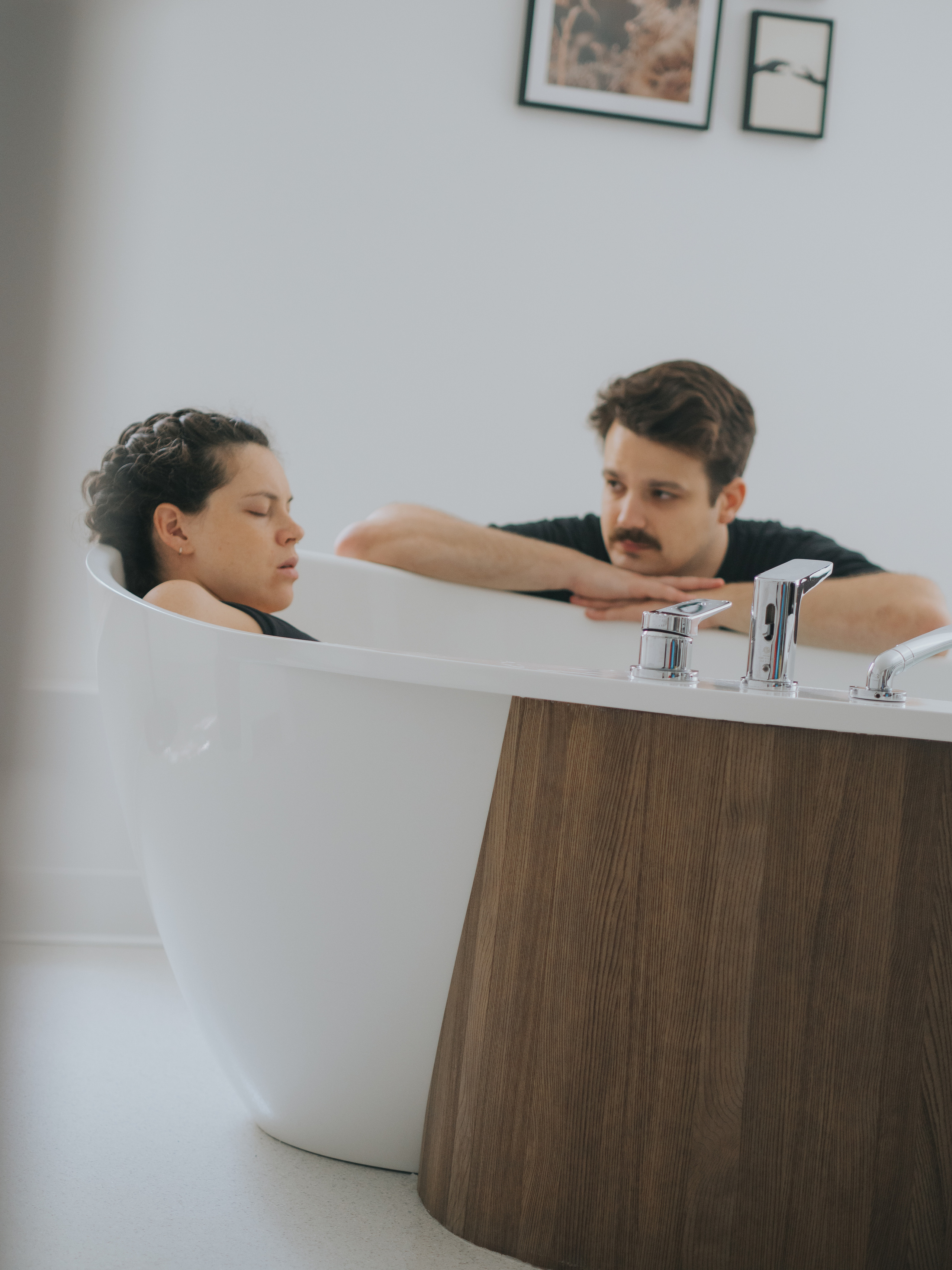 Montreal Birth Photographer — how does birth photography work?. Wedding and Family Photography Montreal Muriel Oe Photo