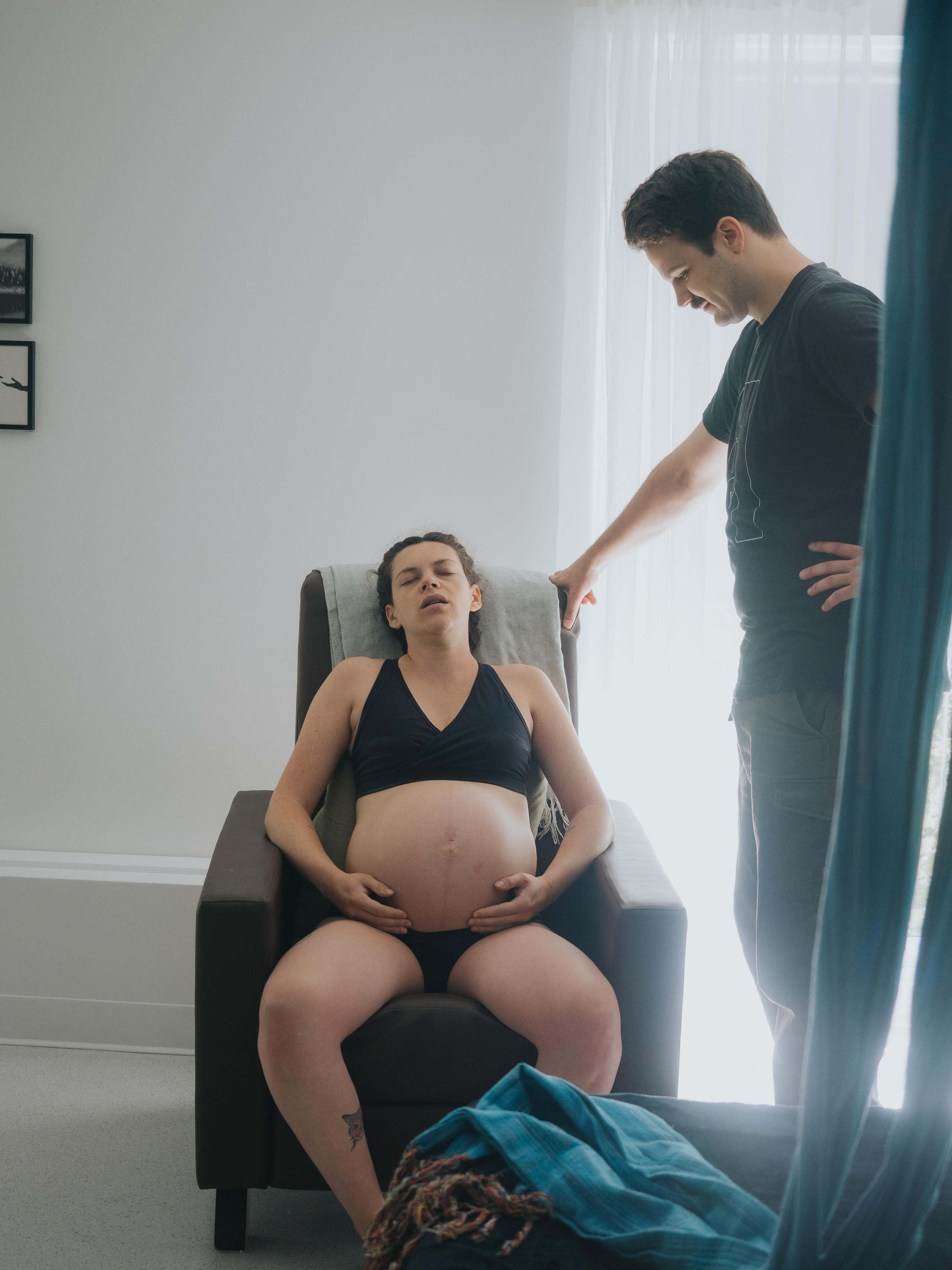 Montreal Birth Photographer — how does birth photography work?. Wedding and Family Photography Montreal Muriel Oe Photo