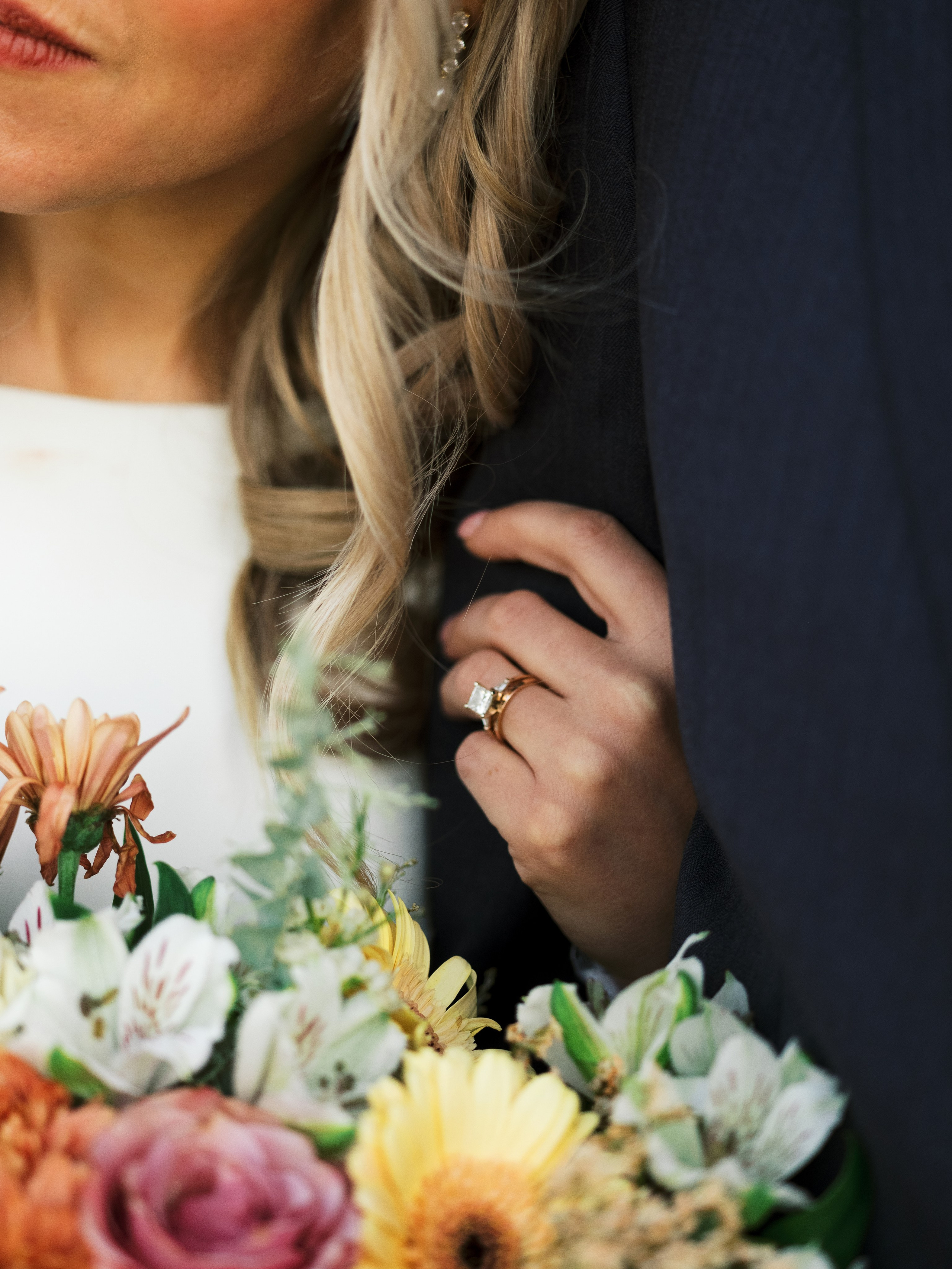 Arches Bridal Photoshoot. Utah Family Photographer
