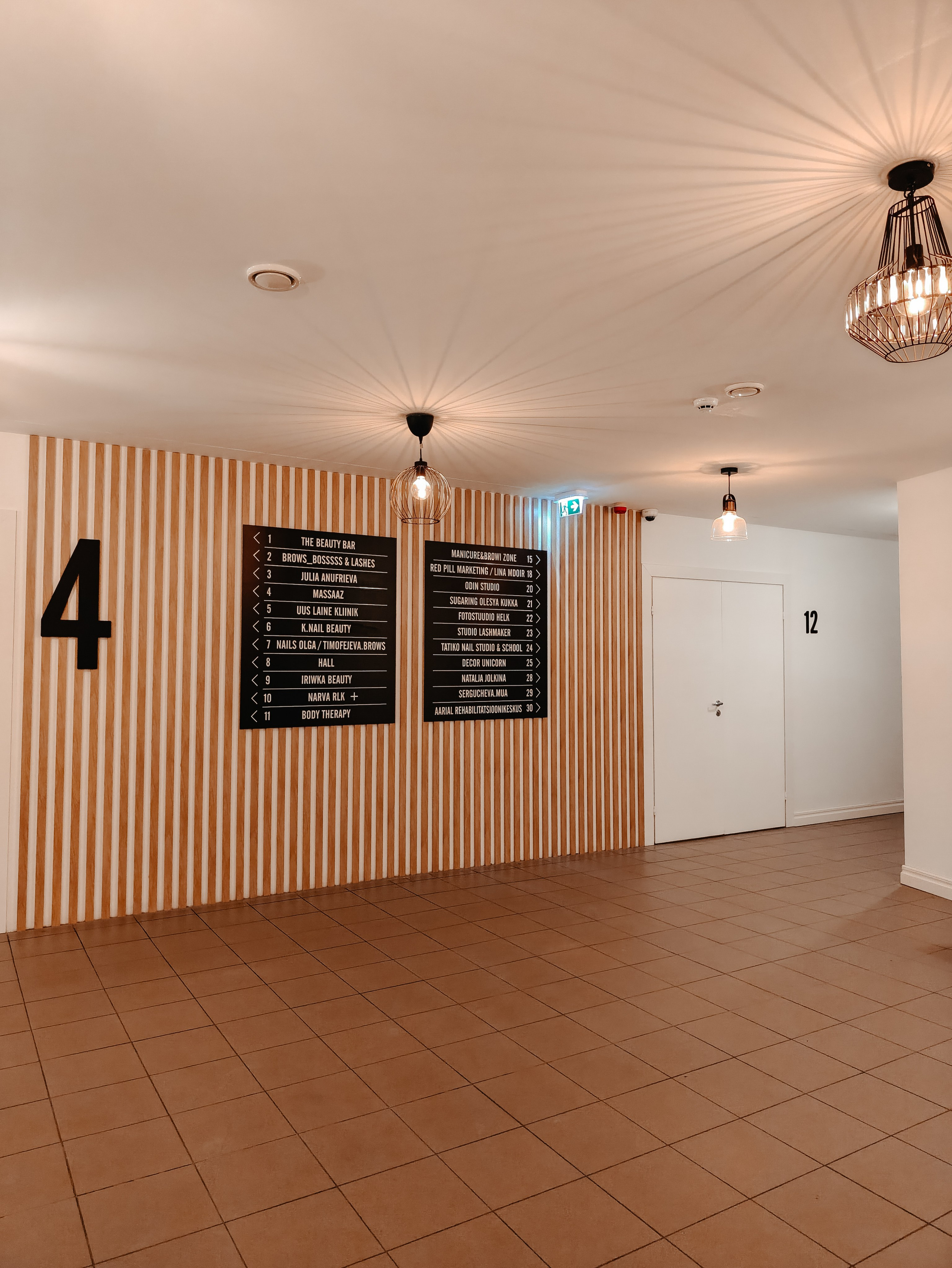 Kontakt. Studio Helk