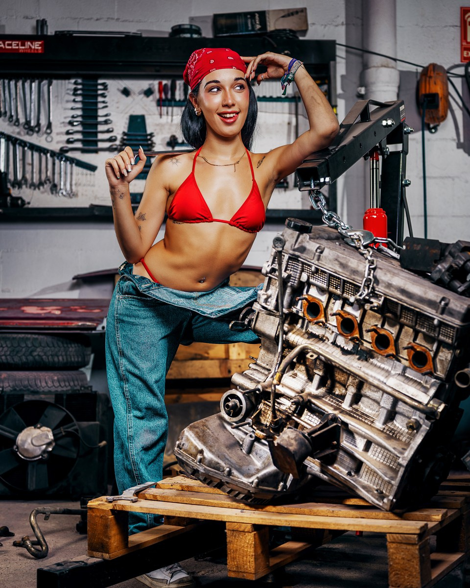 Aquí no se arreglan coches, se resucitan leyendas…