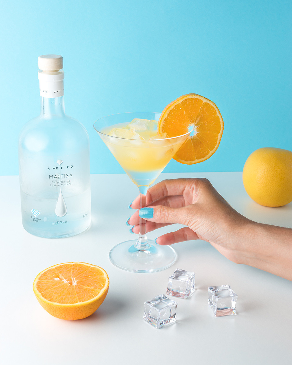 Photo shooting of beverages. Photographer Crete | Portrait Photographer | Evgenios Paopano