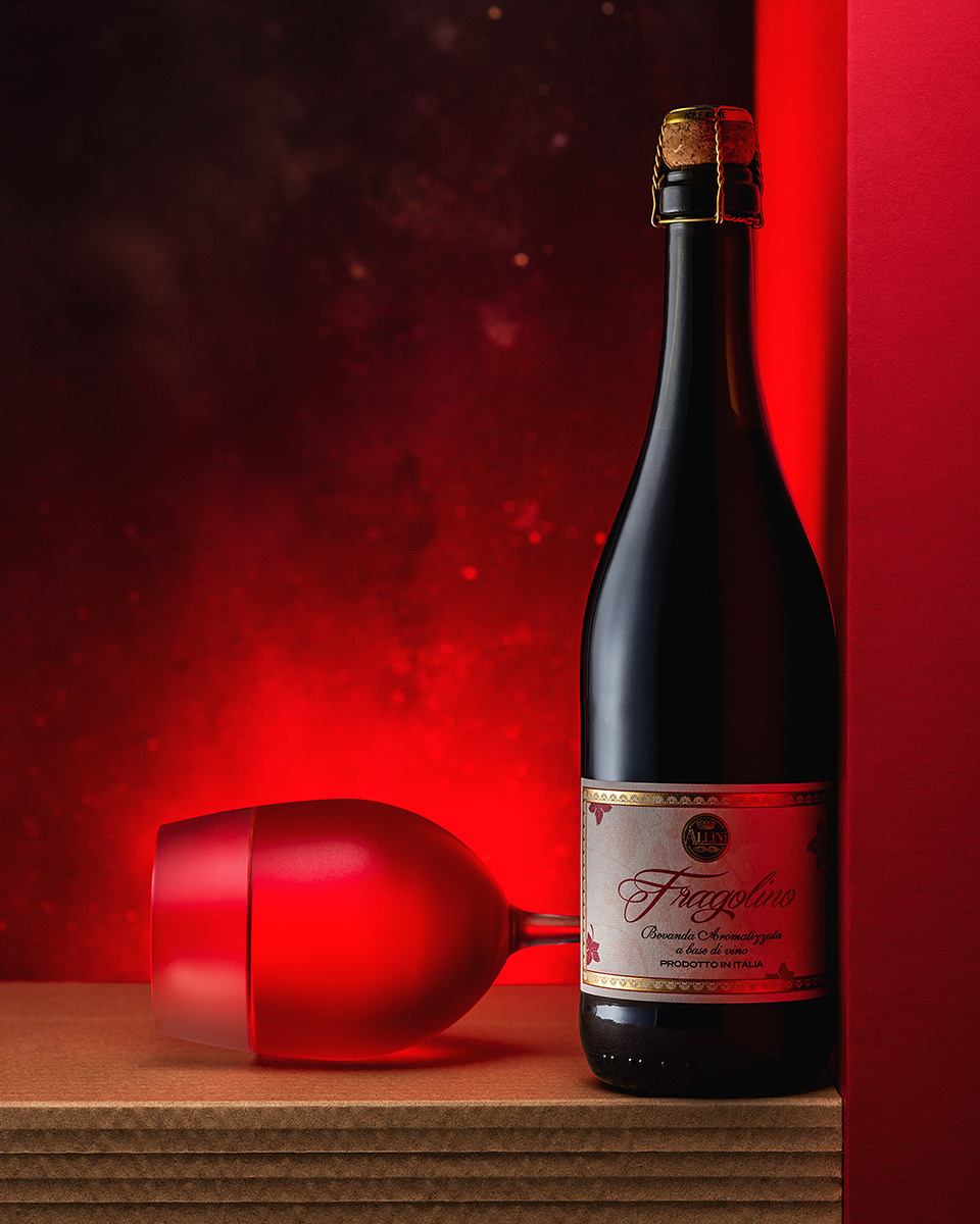 Photo shooting of beverages. Photographer Crete | Portrait Photographer | Evgenios Paopano