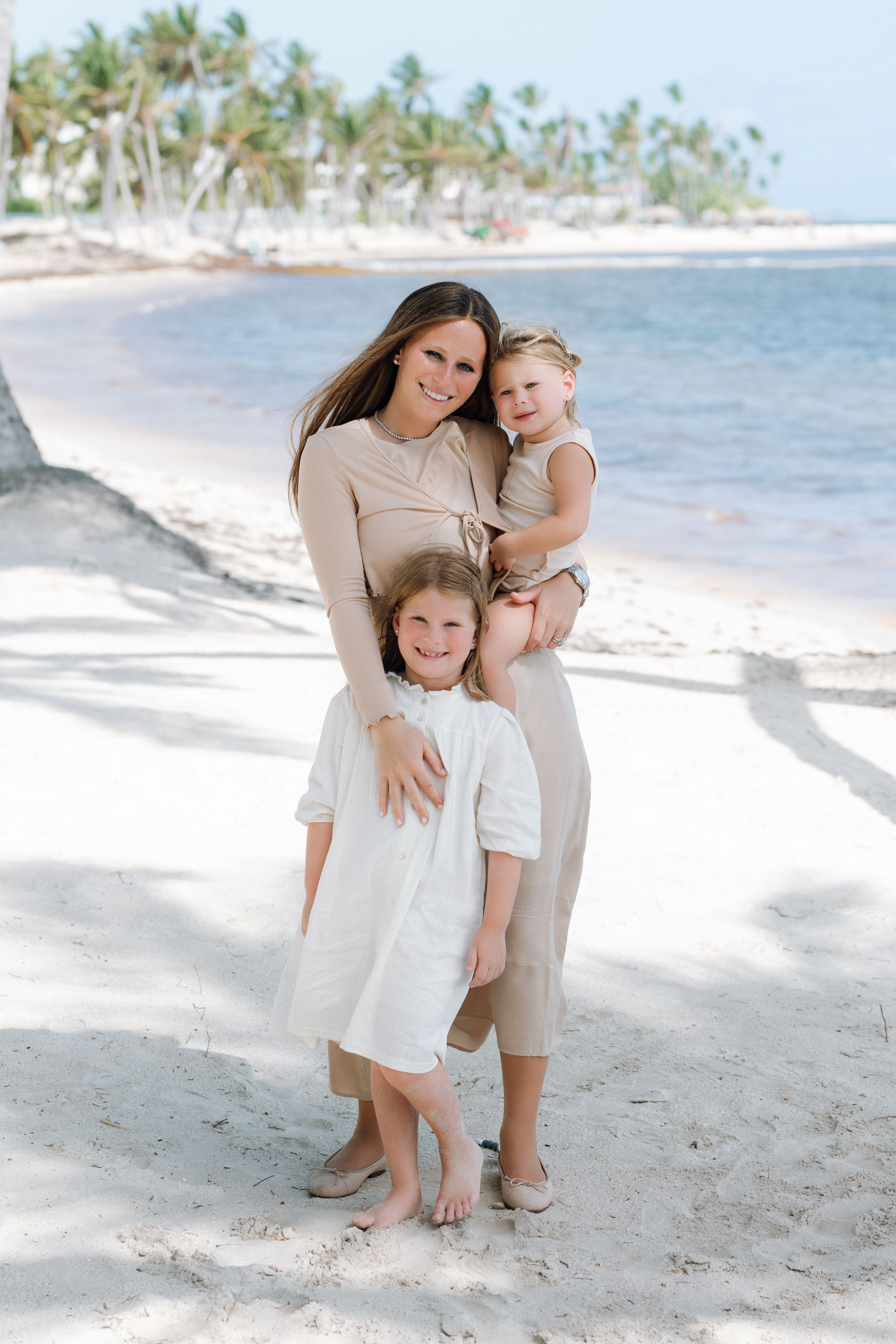 Family Photoshoot for Lori Jaffa: Capturing Moments at Cabesa de Toro