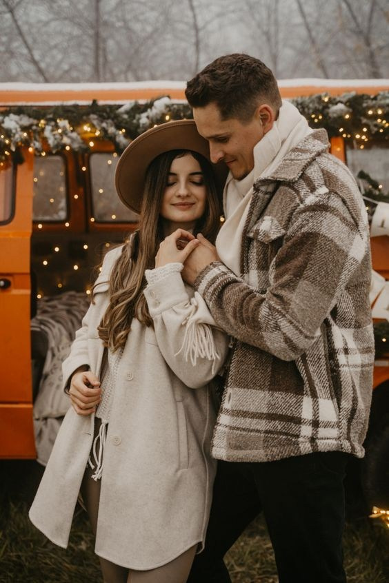 Christmas Van Photosession. Eugénie Smirnova — Photographe à Toulouse et dans le Sud-Ouest