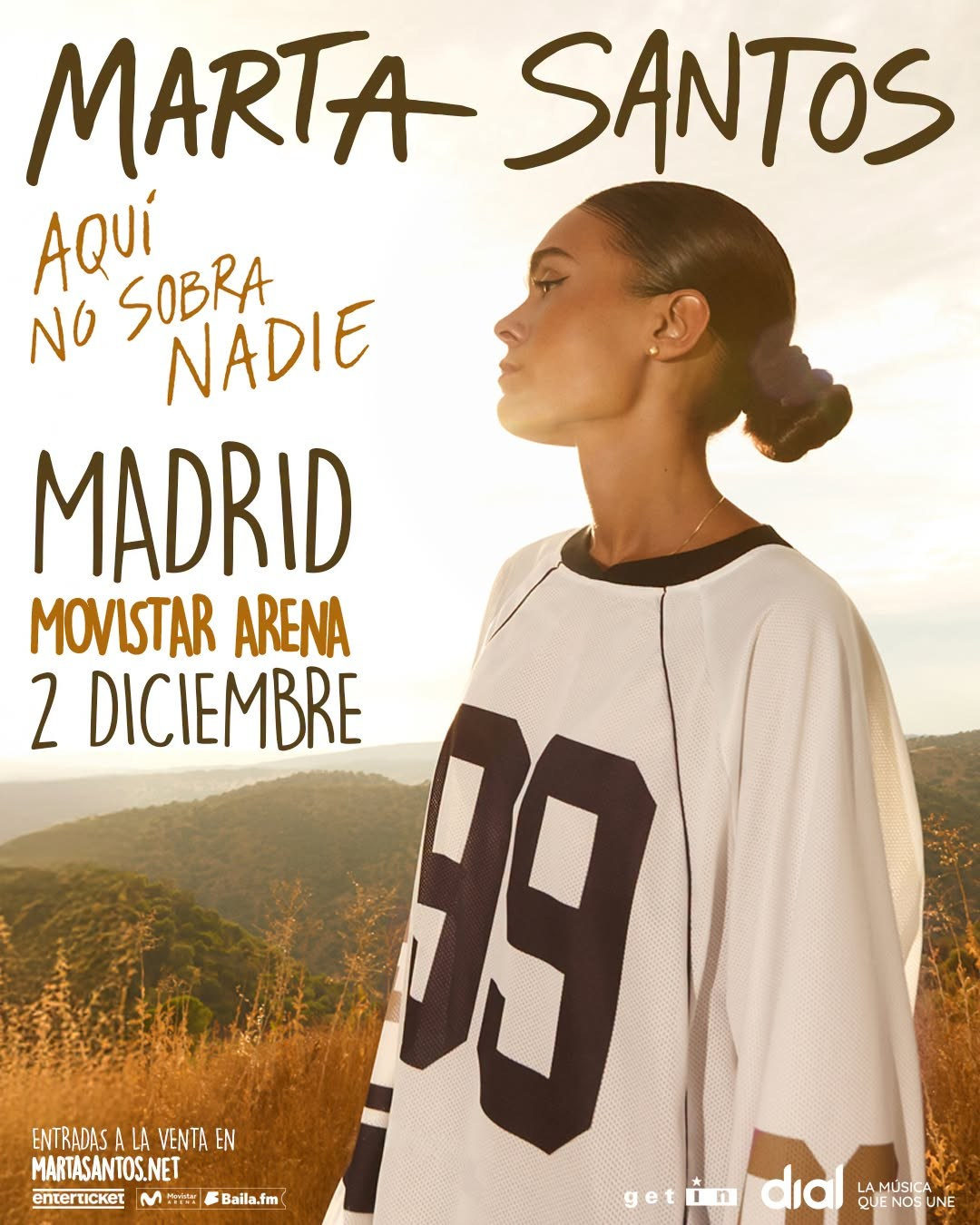 Marta Santos in Madrid: Aquí no sobra nadie live at Movistar Arena, Spanish pop concert | FOTKAI