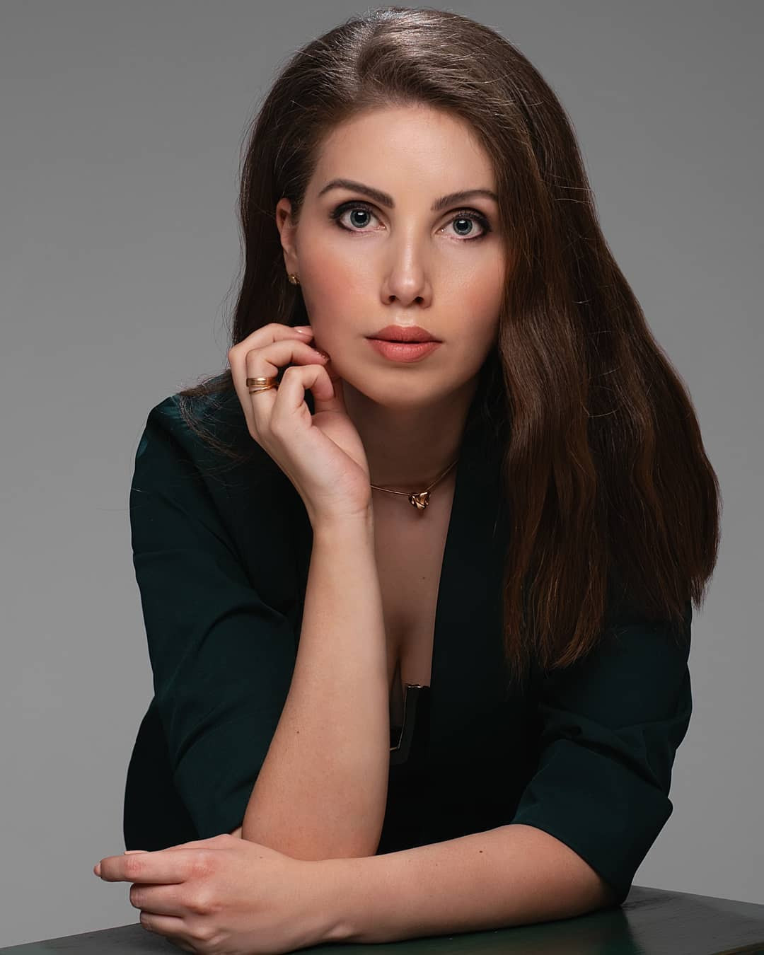 Фотограф женского портрета и беременности Лана Алпысова