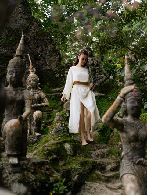 LOCATIONS. Photographer on Koh Samui Elena