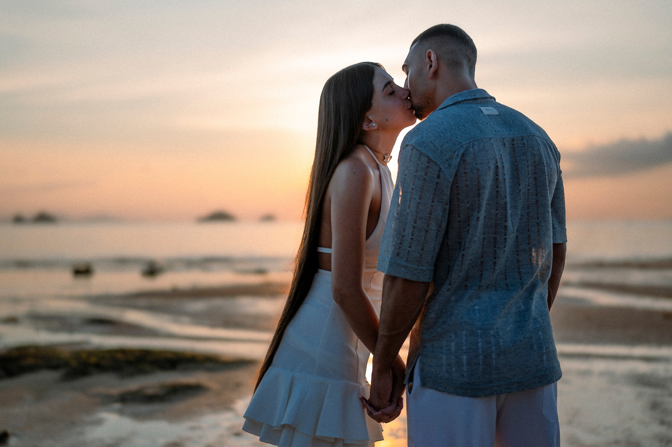 Gallery. Marriage Proposal & Romantic Beach Dinner in Pattaya