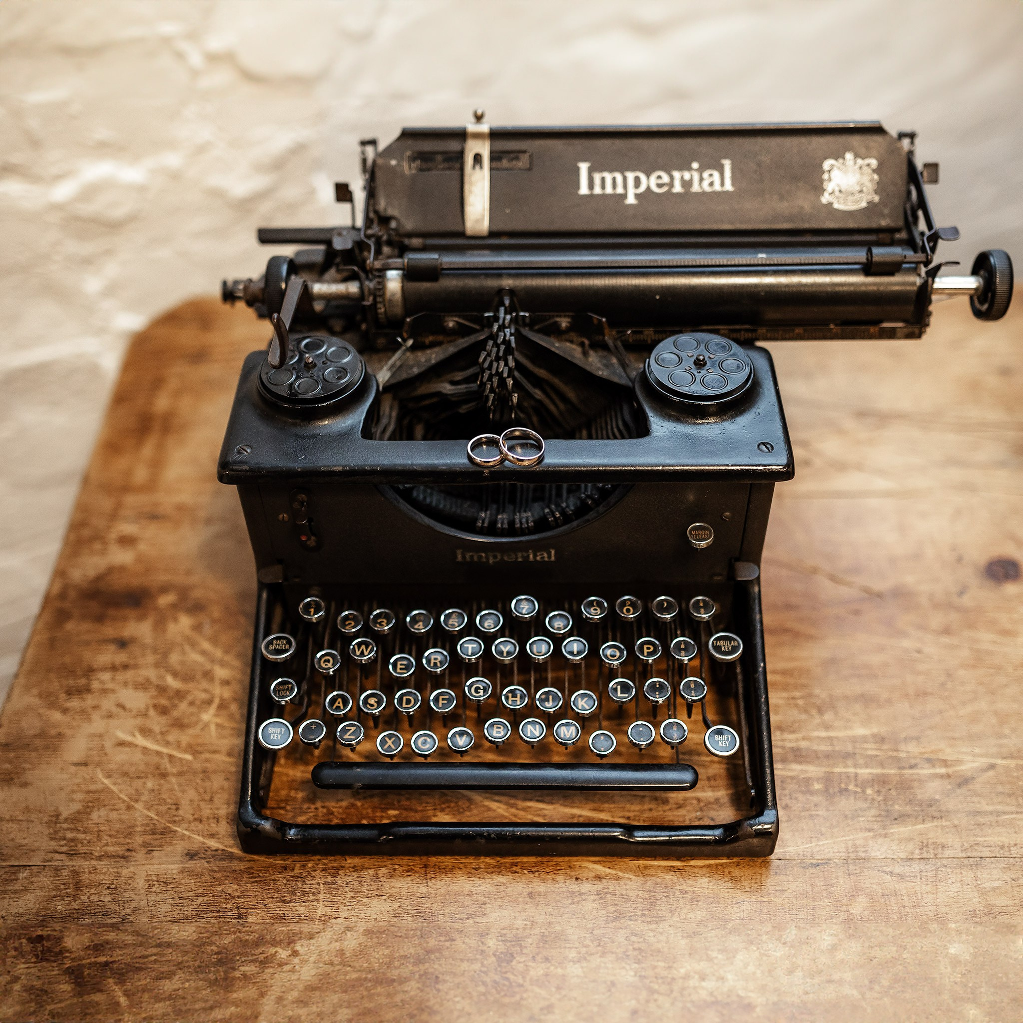 Contact. Tomas Ramoska Photography