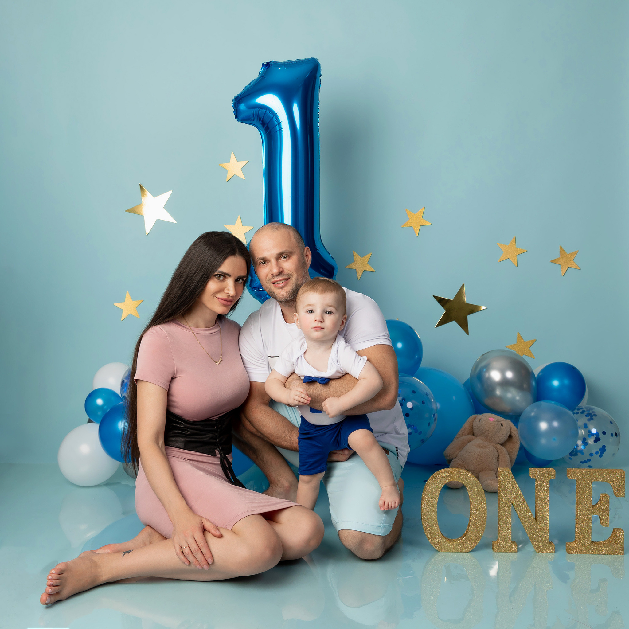 Adam’s Smash Cake. Miami Family and Event Photographer