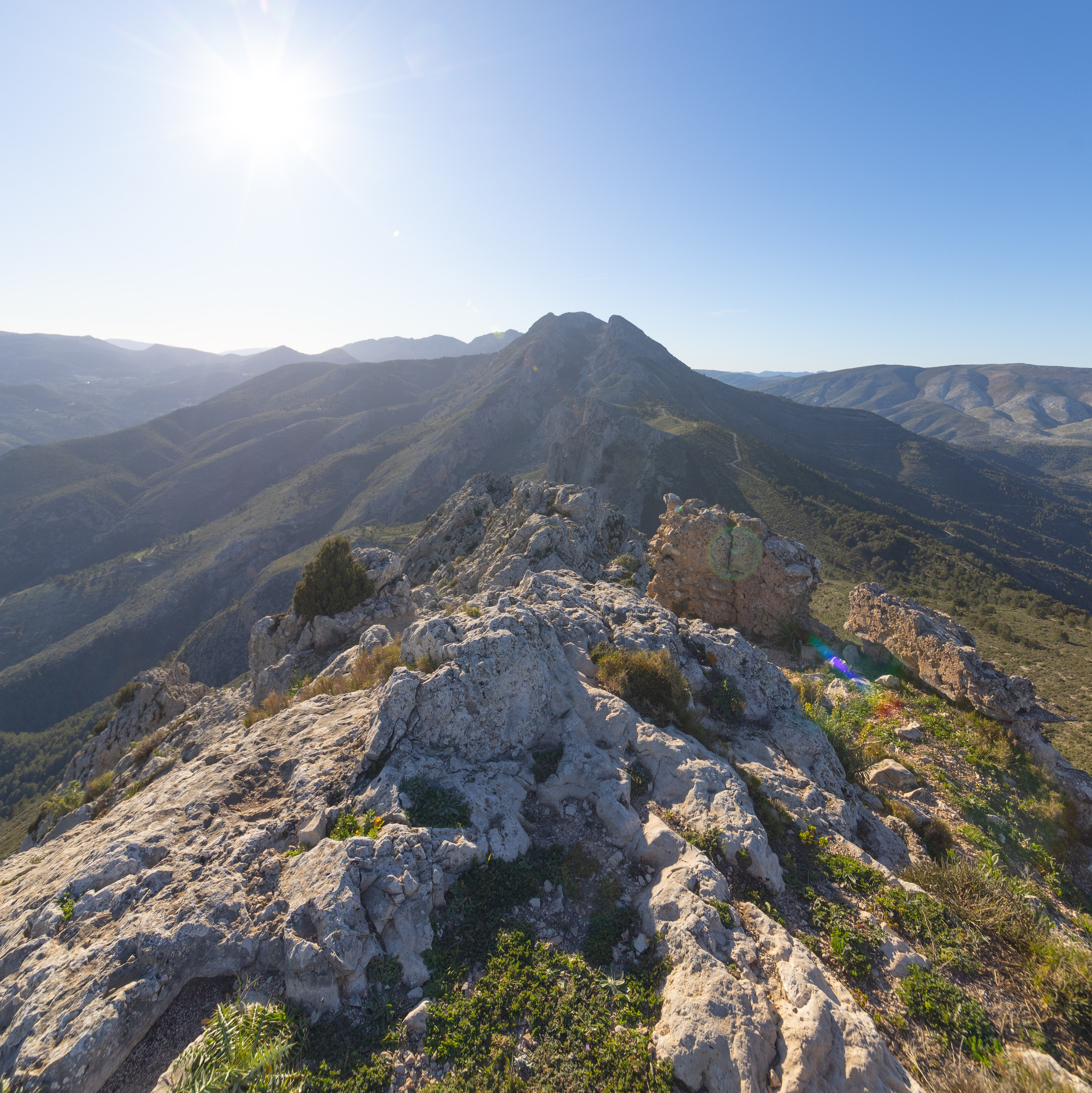 Actividad fisico -deportiva natural. Associaciò cultural La Granja Alcoy España