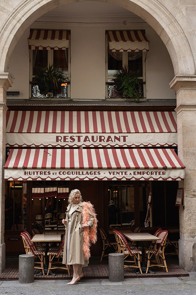 Place Saint-Dominique with cafés for a photoshoot 