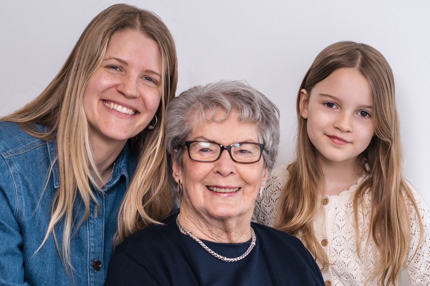 What Makes Generational Photography Emotionally Powerful