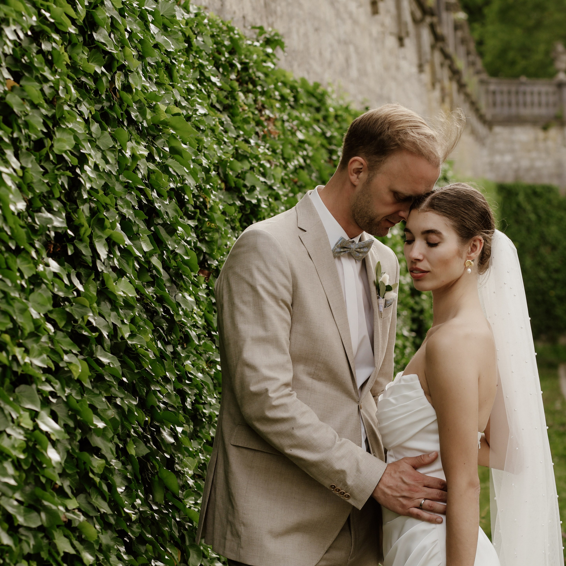 Romantische Paarfotos bei Sonnenuntergang in Würzburg – Wedding Photography Bavaria