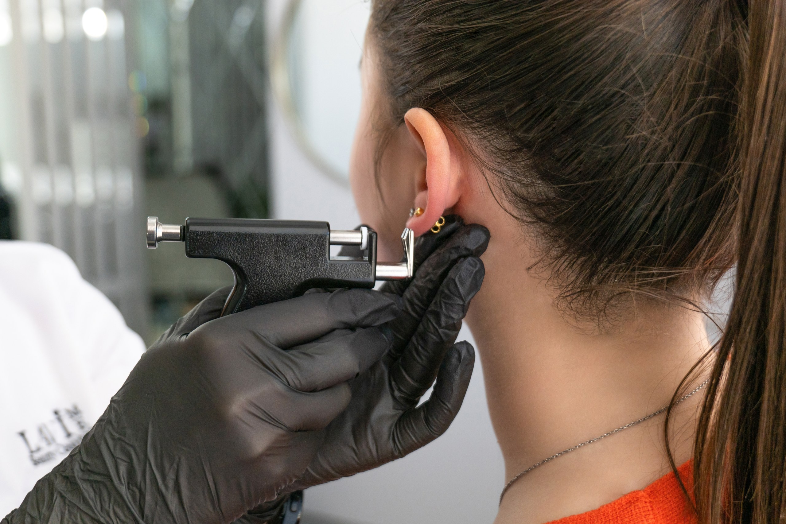 Piercing & Cercei Ureche – Sigur și Steril la Lavime Hîncești. Lavime.md – Salon de Frumusețe Premium în Hîncești
