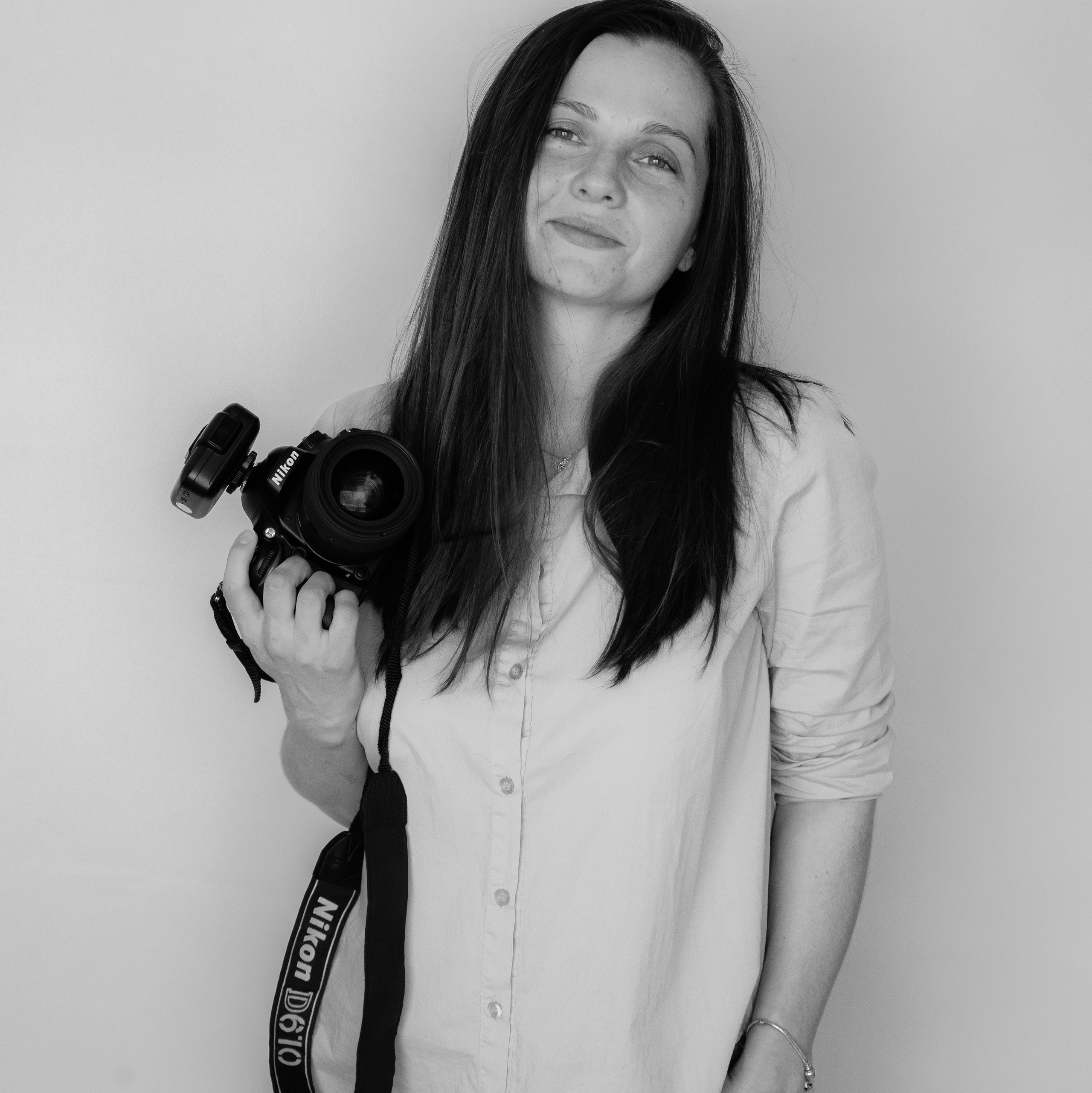 Επαγγελματική φωτογράφιση εγκυμοσύνης και νεογέννητου στη Ρόδο. Φωτογράφος νεογέννητων στη Ρόδο. Φωτογράφιση εγκυμοσύνης