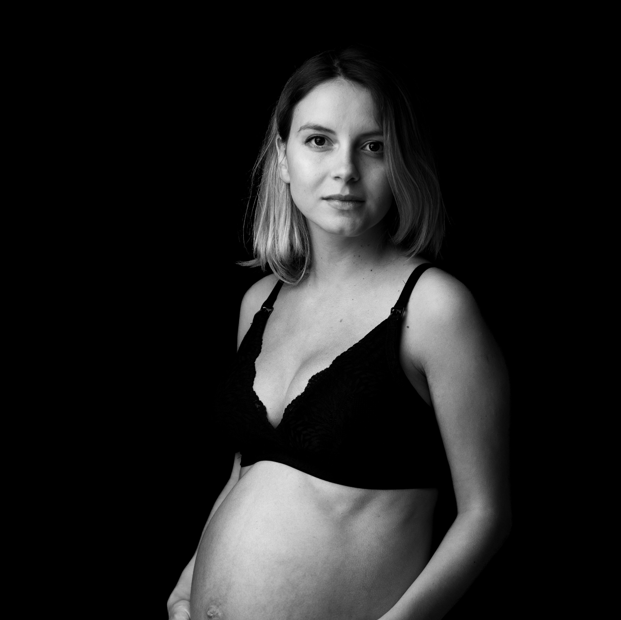 Pachete disponibile. Fotograf de nou-nascuti, maternitate si familie din Brasov