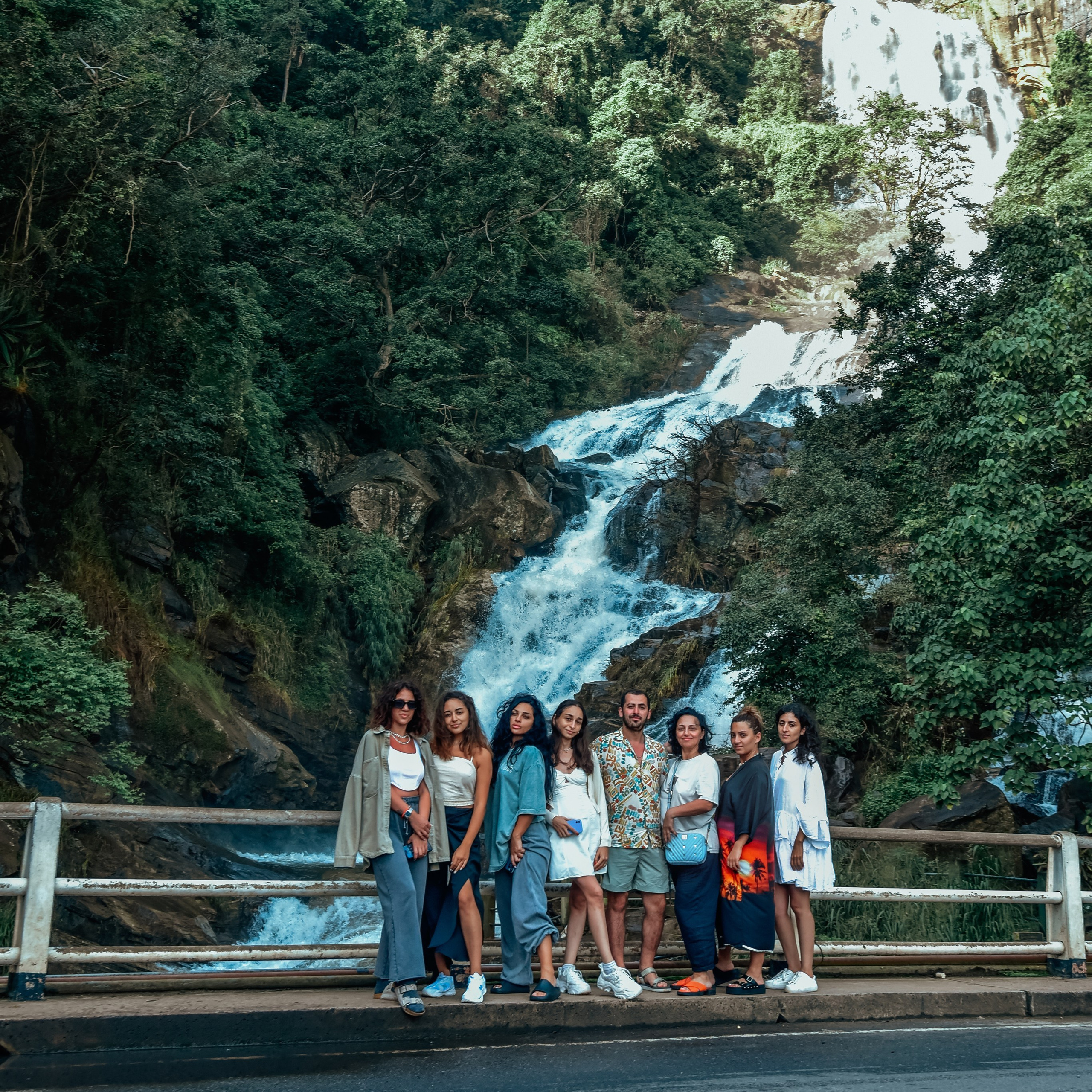 Tailor-made luxury Tours. Moshch Destination Management pvt ltd. Photo-tours / excursions/ luxury private tours in Sri Lanka