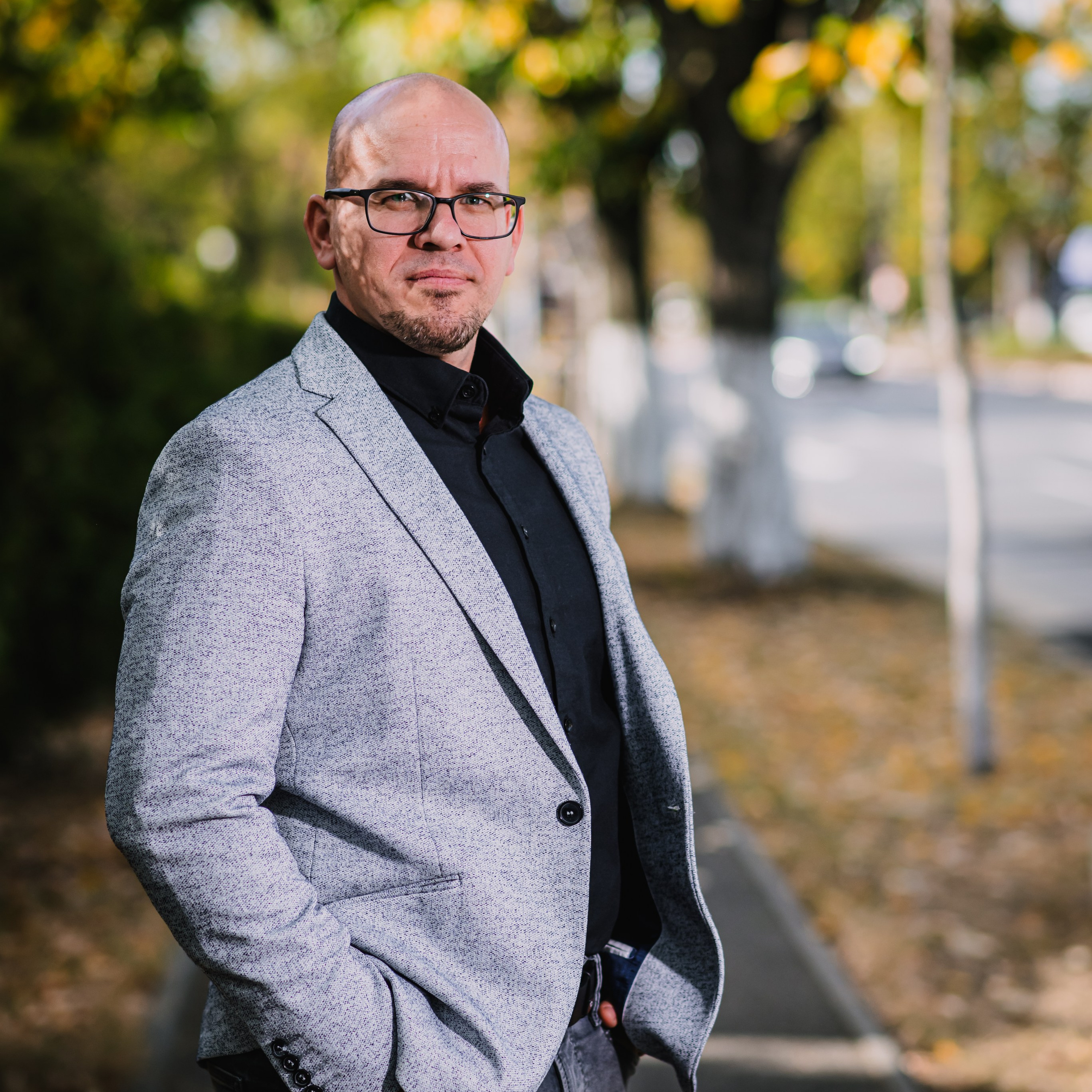 Contact. Giani Maftei