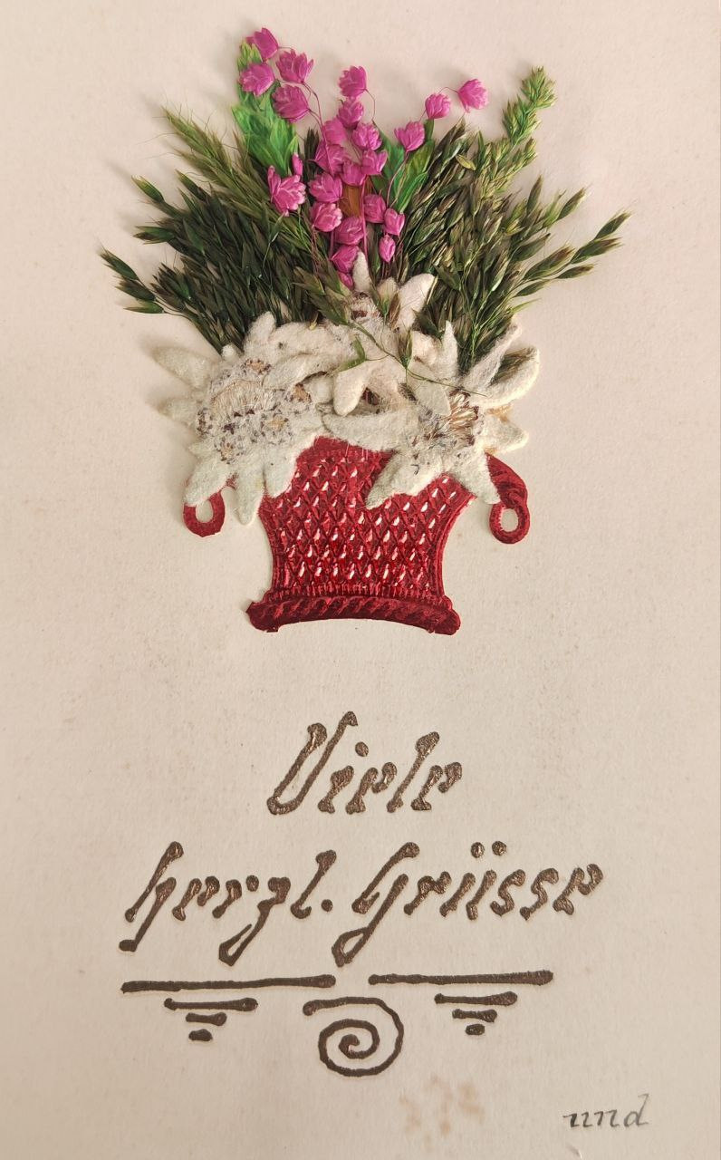 Дизайн ручной работы: винтажные открытки-натюрморты. Фотограф, любитель винтажа, коллекционер винтажных открыток и создатель историй на пересечении прошлого и личного. Ирина Дайнакова