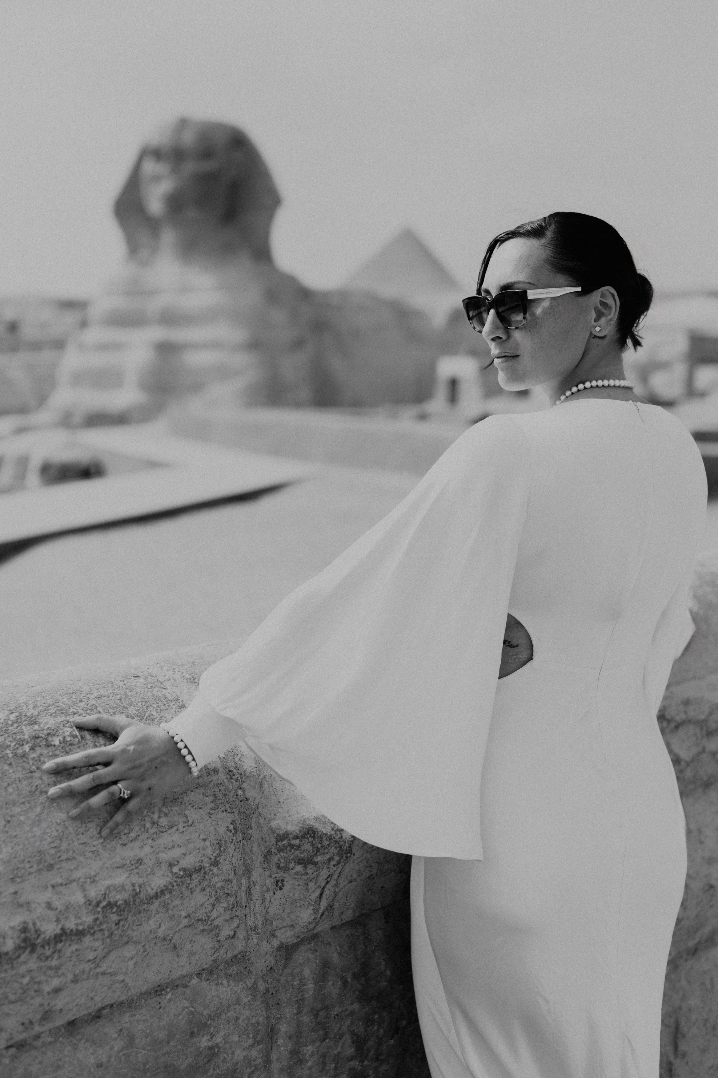 Bride's portrait near the Sphinx 