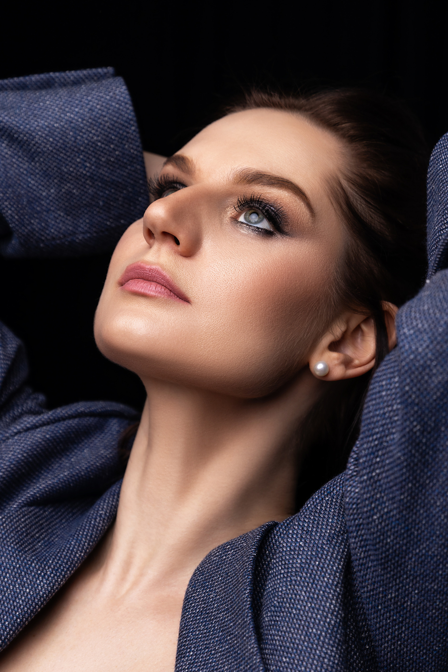 Retouch. HOME
