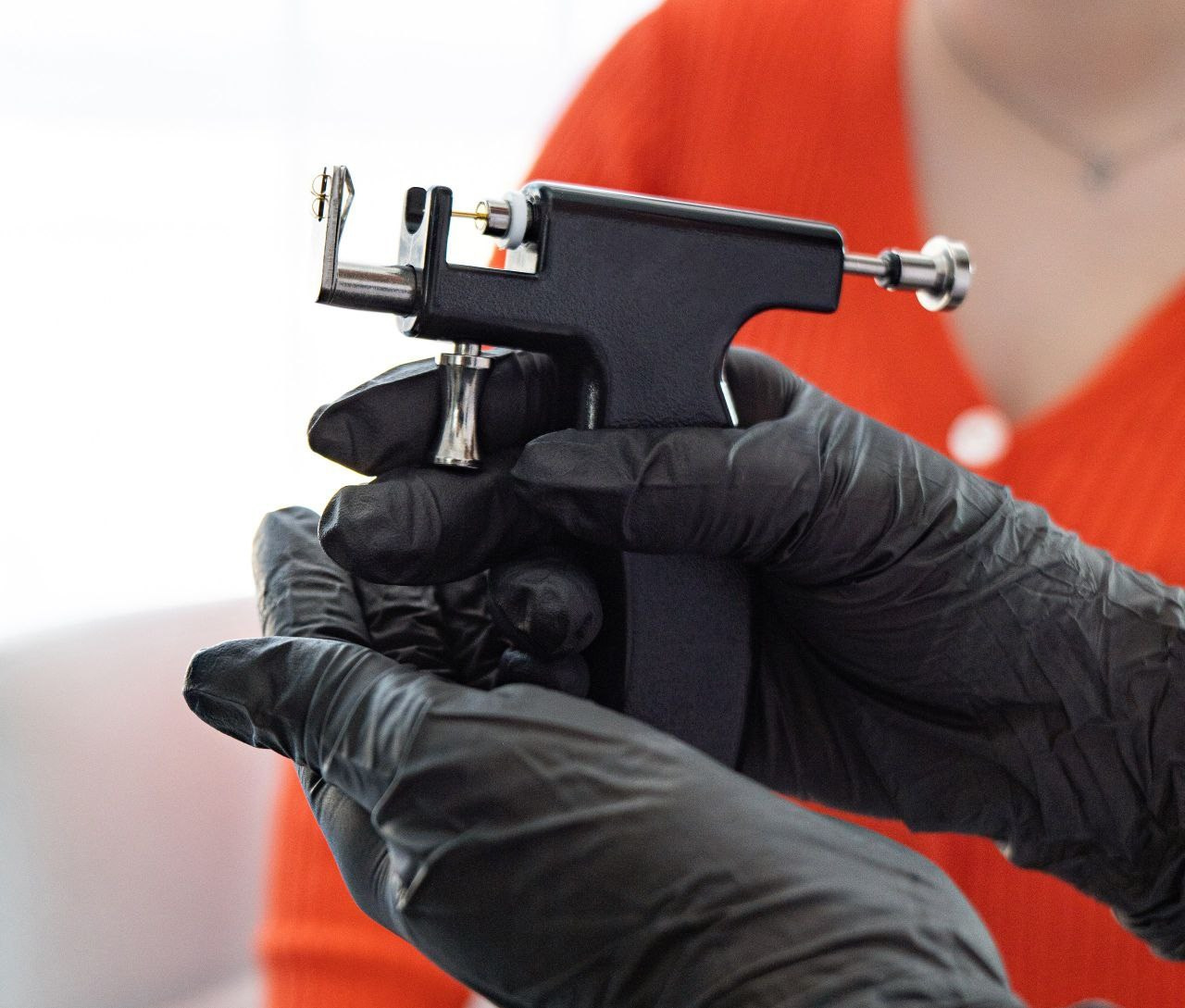 Piercing & Cercei Ureche – Sigur și Steril la Lavime Hîncești. Lavime.md – Salon de Frumusețe Premium în Hîncești