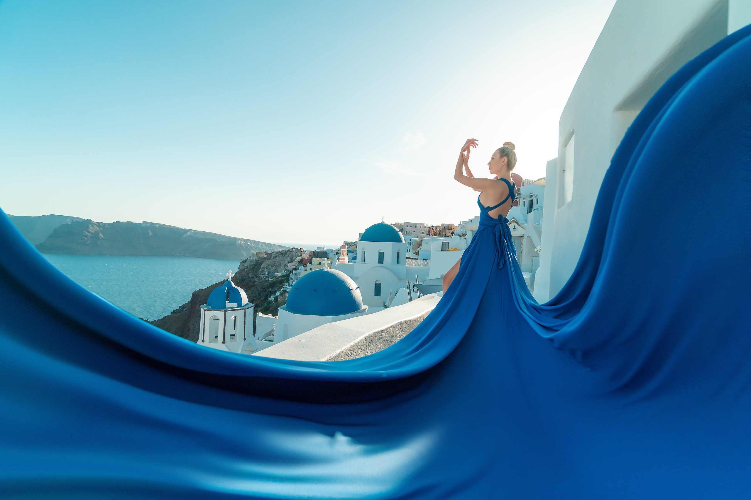 Tips for a Stunning Photoshoot in Santorini