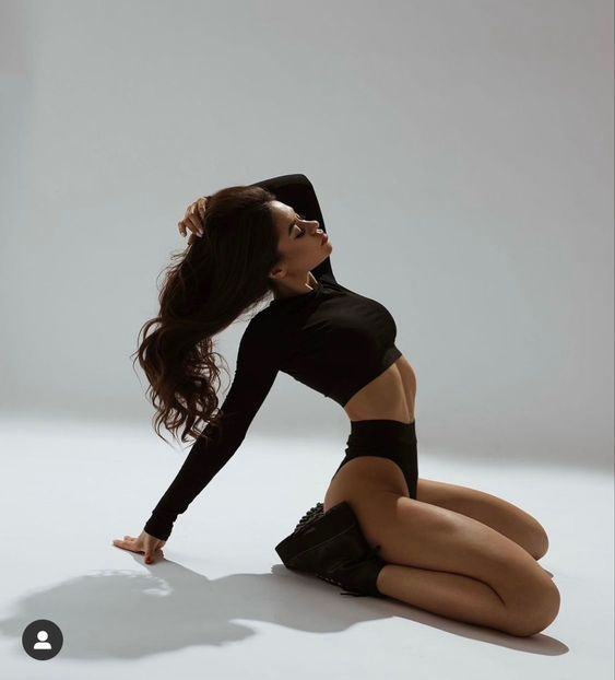 Прокат суконь Looks For You Lviv. Фотограф Львів Наталія Рінило