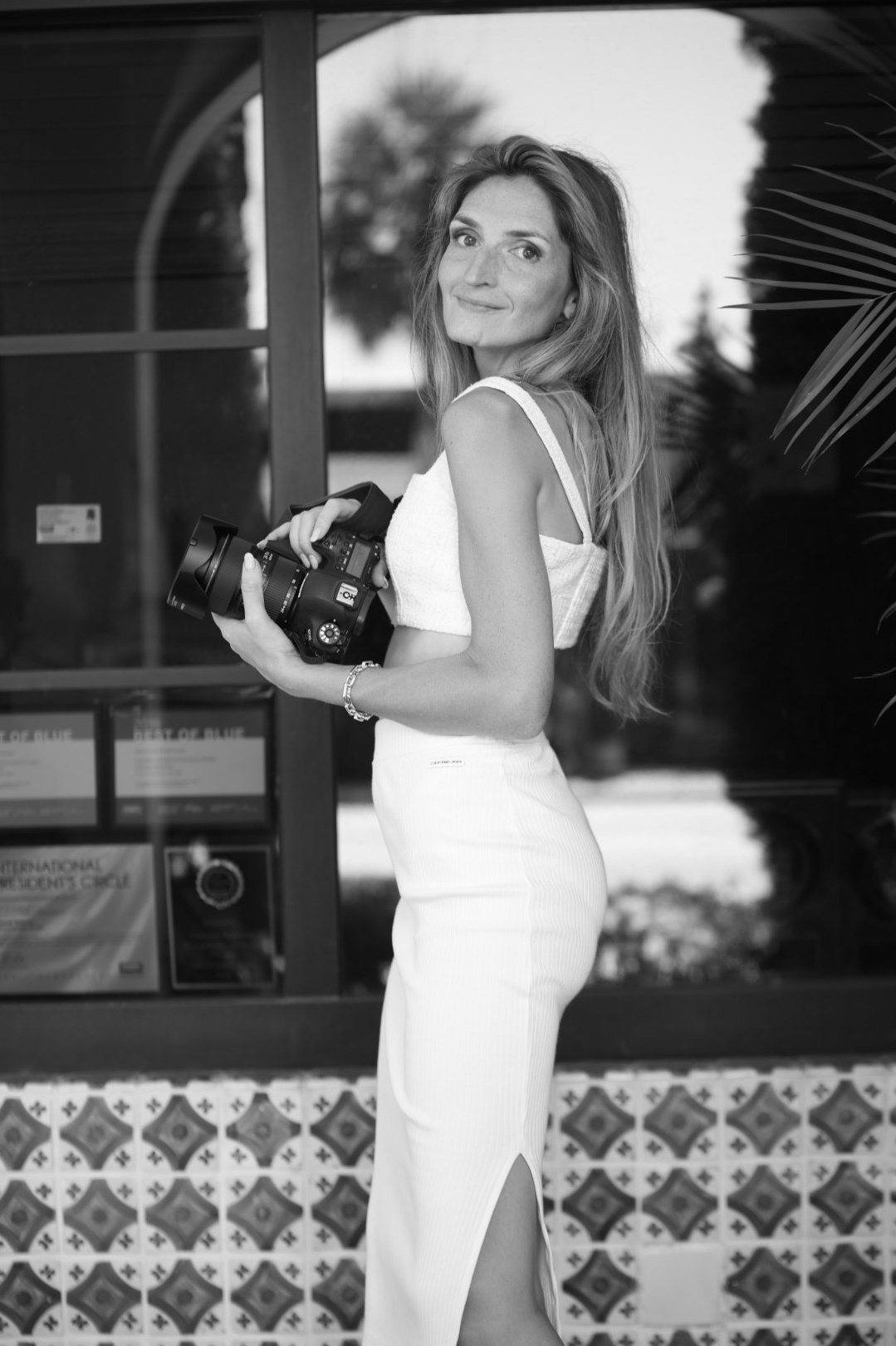 CONTACT. My name is Kate and I am family and wedding photographer