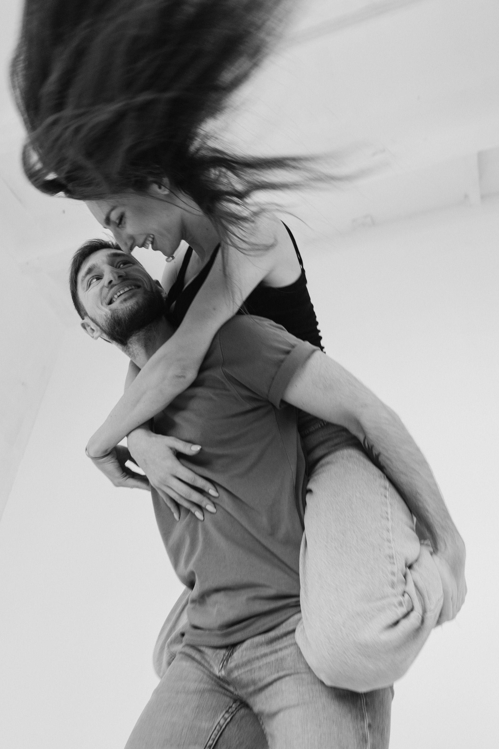 professional wedding photographer in Portland, Oregon