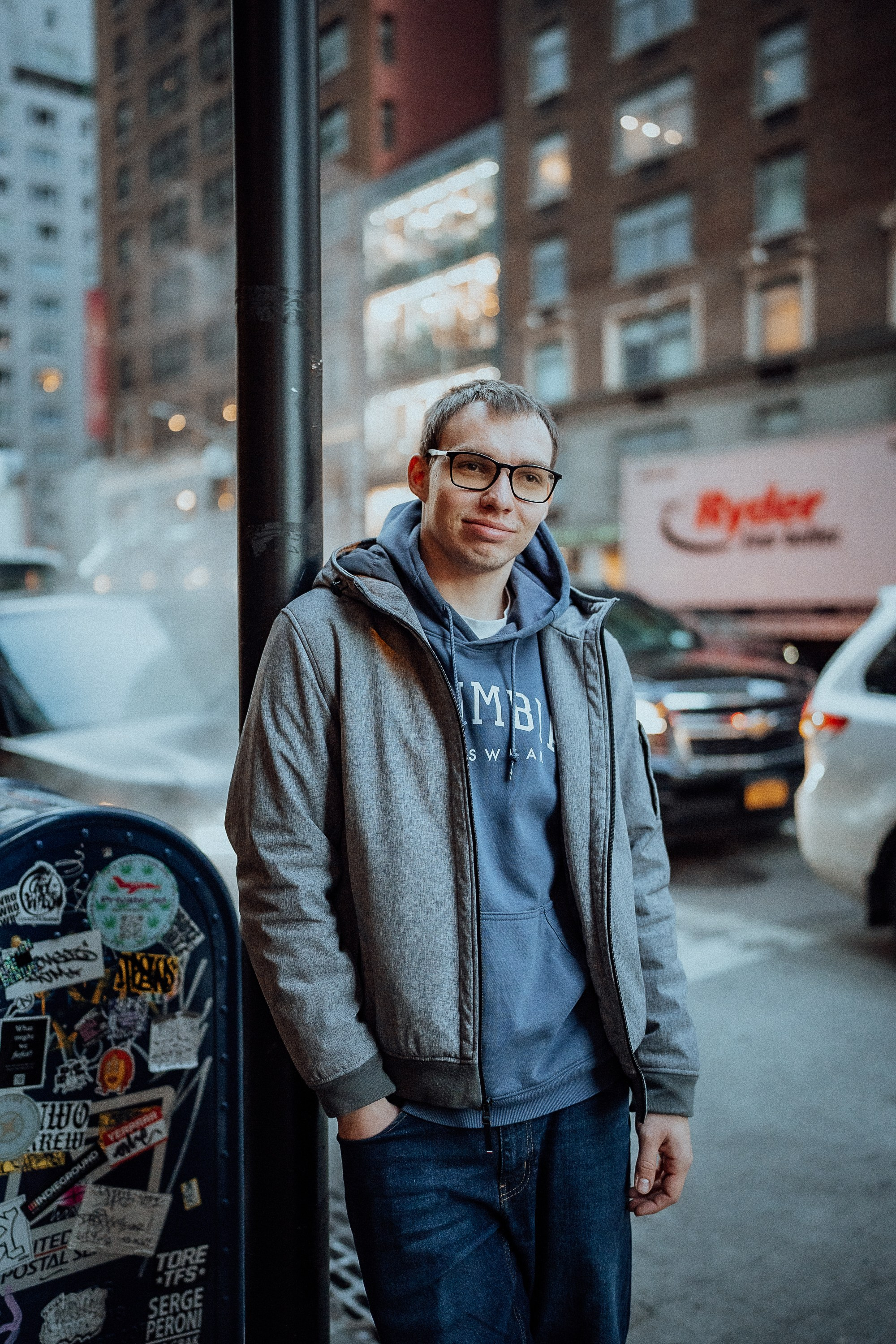 Contact. Portrait and wedding photographer in New York