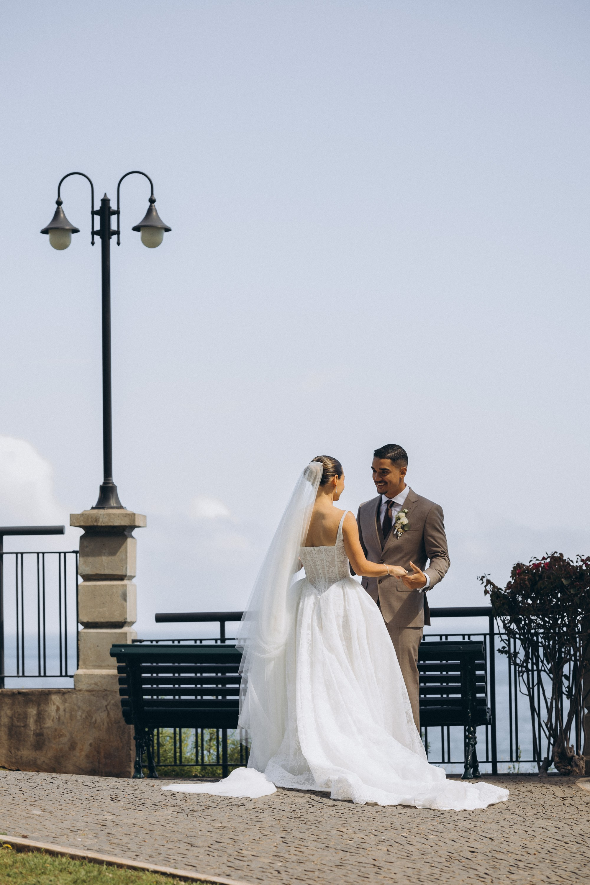 wedding photographer Madeira cliffside bride and groom romantic natural light