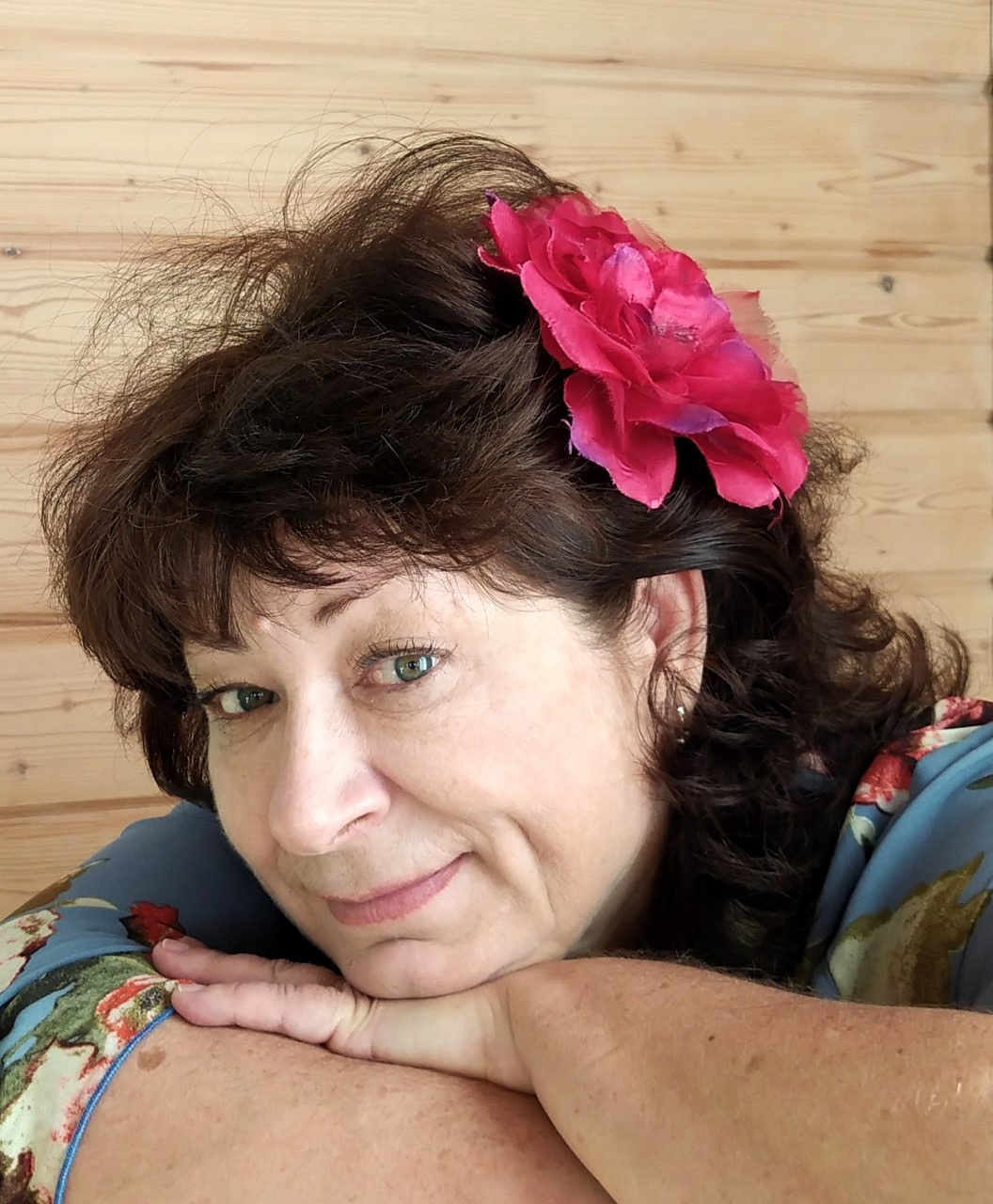 Group, family or baby photo session online. Online/offline mobile photographer from Australia Olga Conacher