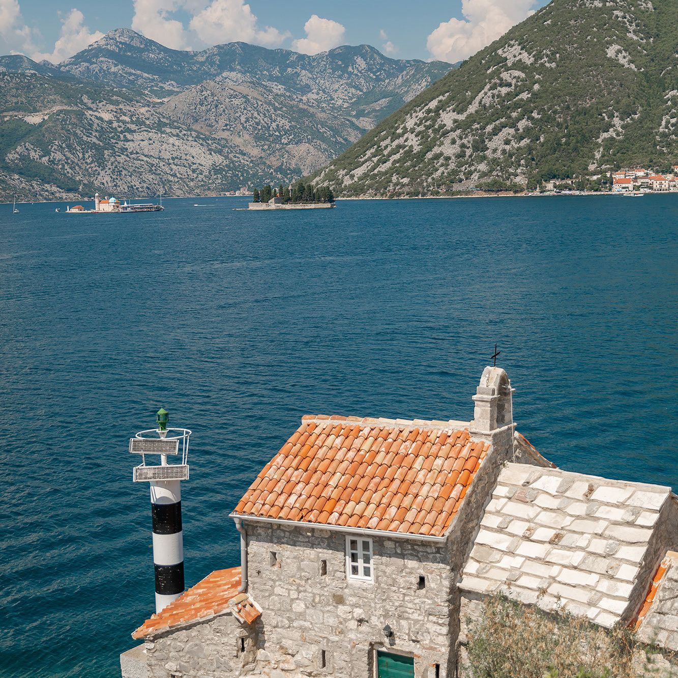 Voors en tegens van immigreren naar Montenegro