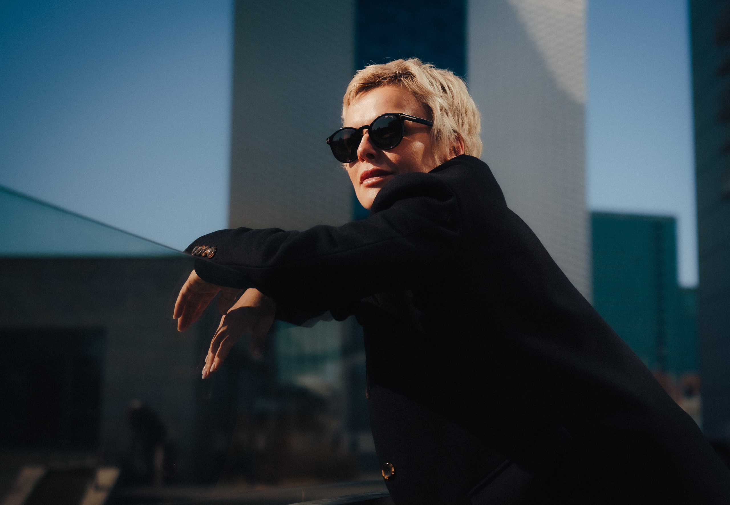 Dating Profile Photography in Vilnius | Natural Portraits for Apps & Websites. Portrait & Wedding Photographer in Vilnius — Sergey Trifonov