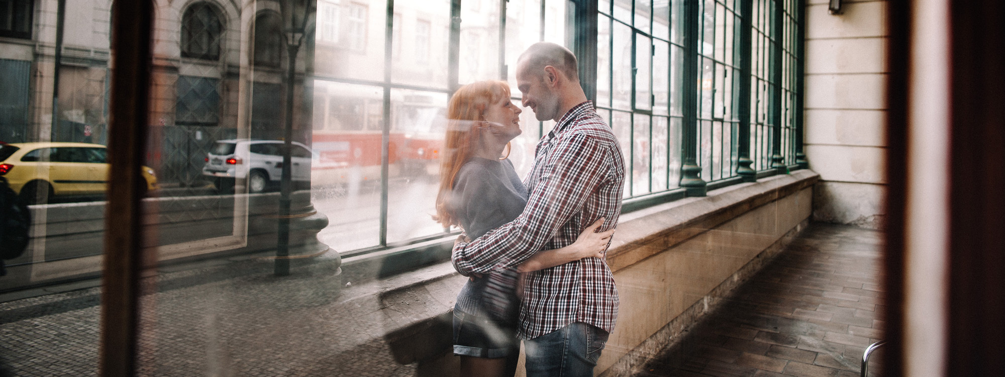 Love Story в Праге. Wedding and portrait photographer in Poland Vitali Frozen