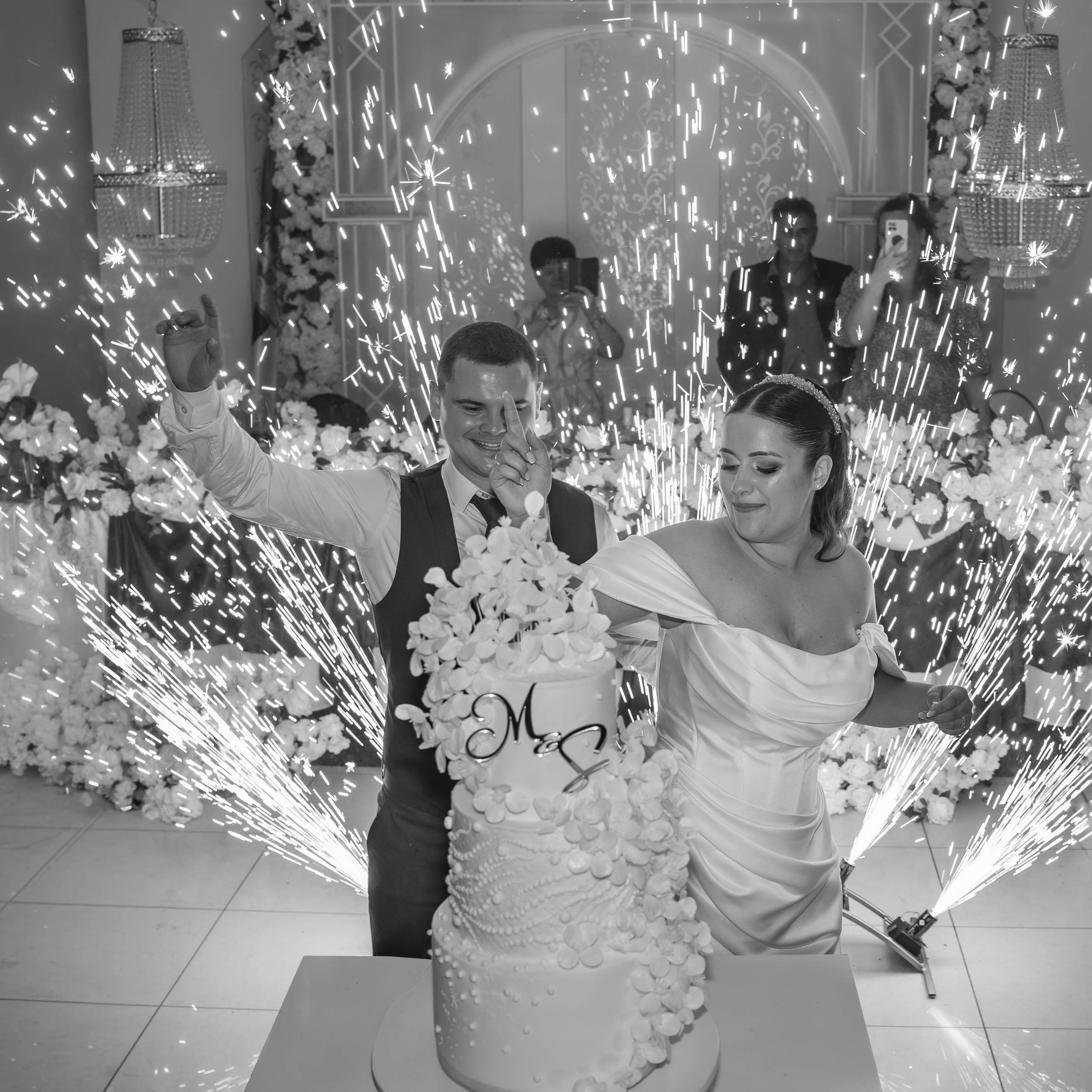 Weddings. Fotografisanje i snimanje venčanja Srbija | ST Weddings