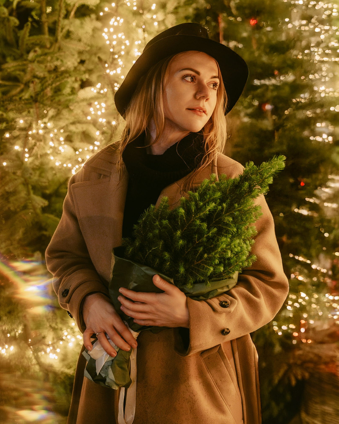 Christmas Market Photoshoot in Valkenburg | Natalia Olhova Photography. Romantic & Soulful Photography by Natalia Olhova in Rotterdam