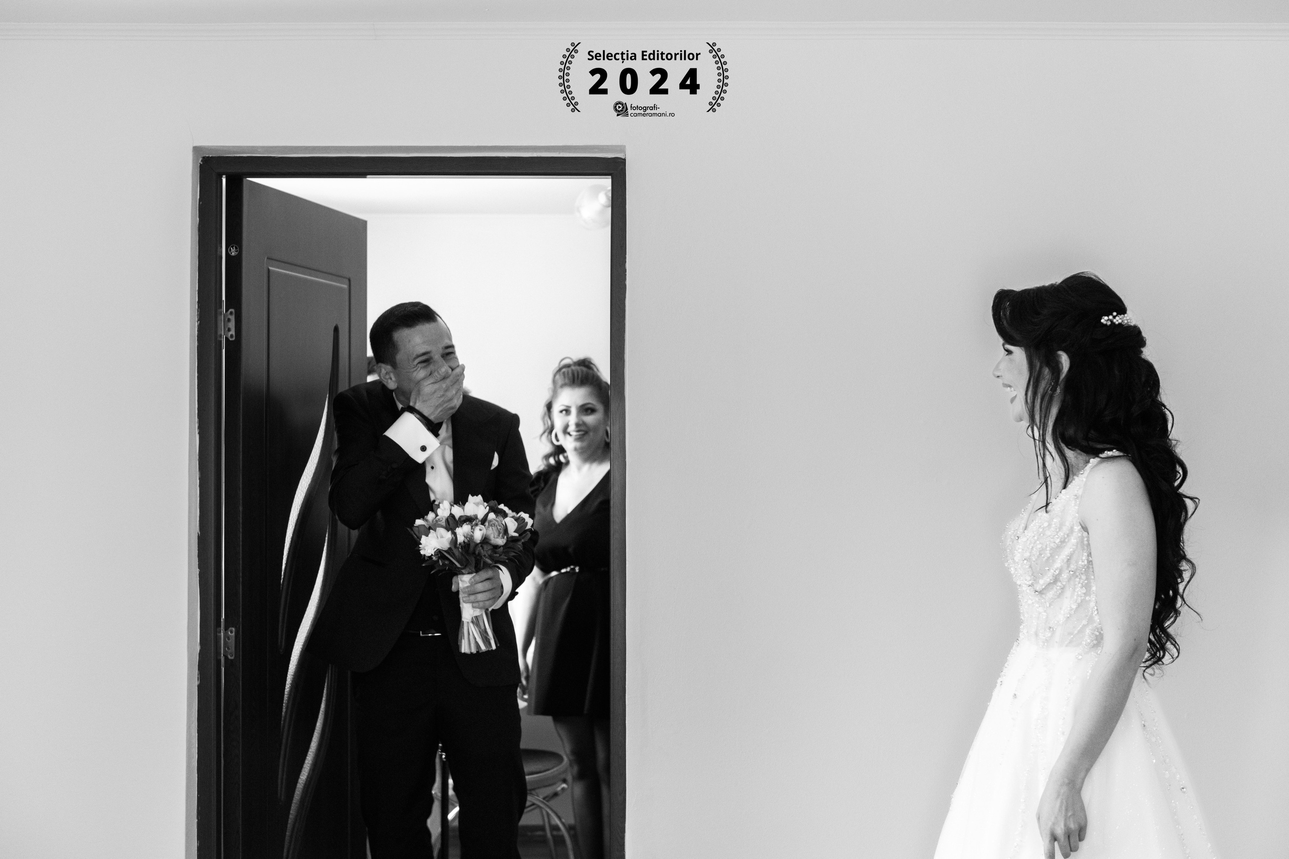 Contact. Alin Doana Visual Art