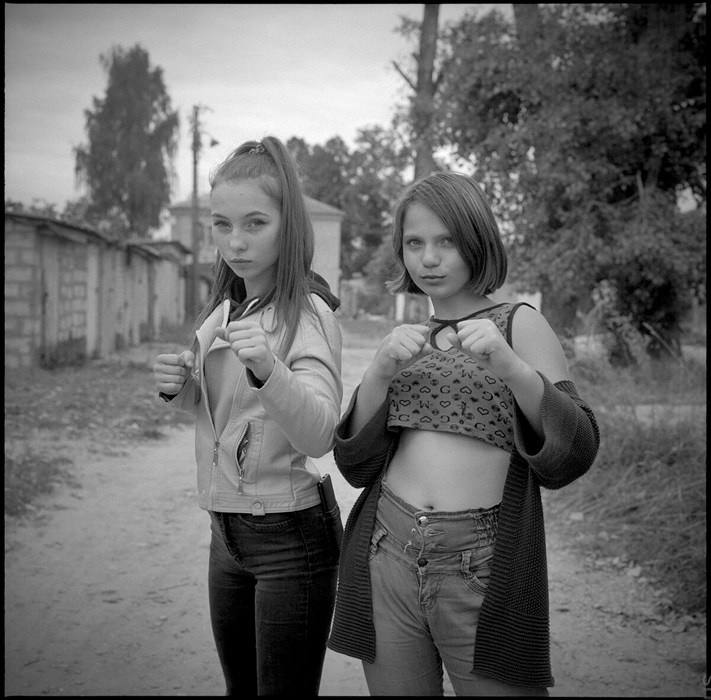© Irina Chmyryova / Girls from the Outskirts. 12 photos about fragile femininity and elusive beauty