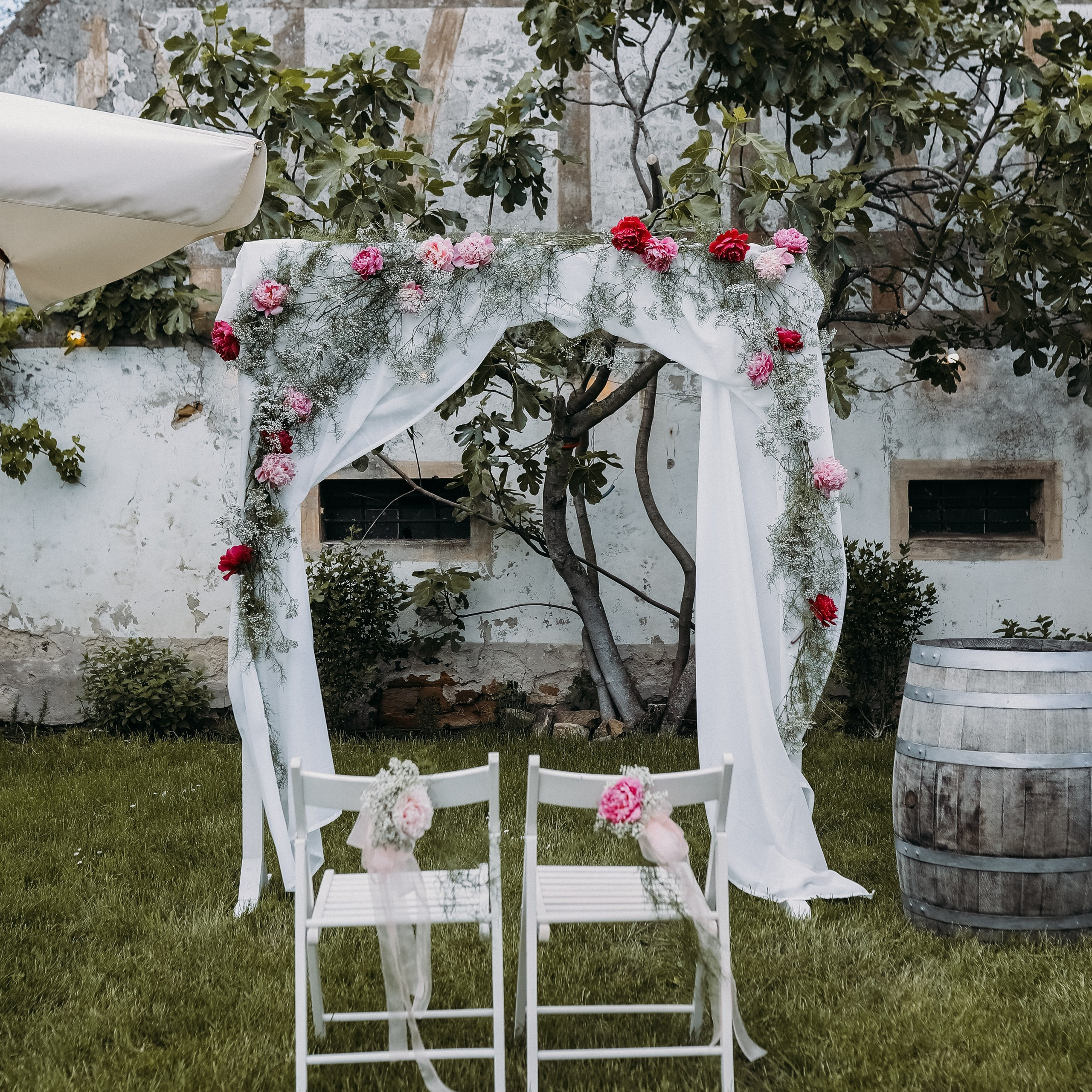 Hochzeitsfotograf in der Pfalz - freie Trauung im Weinhaus Motzenbäcker