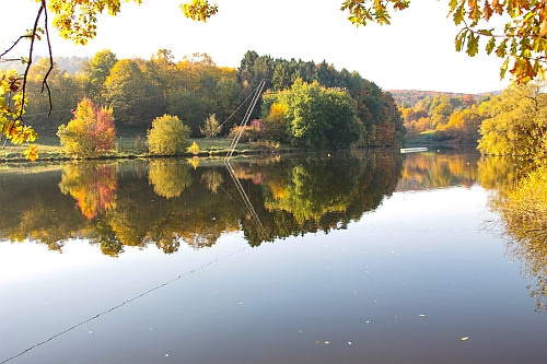 See im Herbst im Seepark Kirchheim Hessen