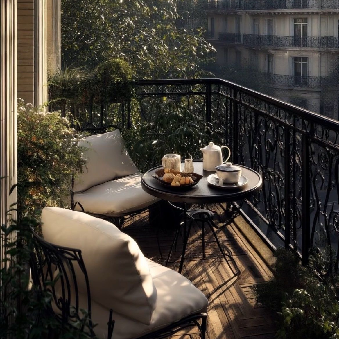 Content Trip. Photographer in Paris Yulia Shkadina | Couples, engagement, pre-wedding, individual photo-shoots in Paris at the best locations