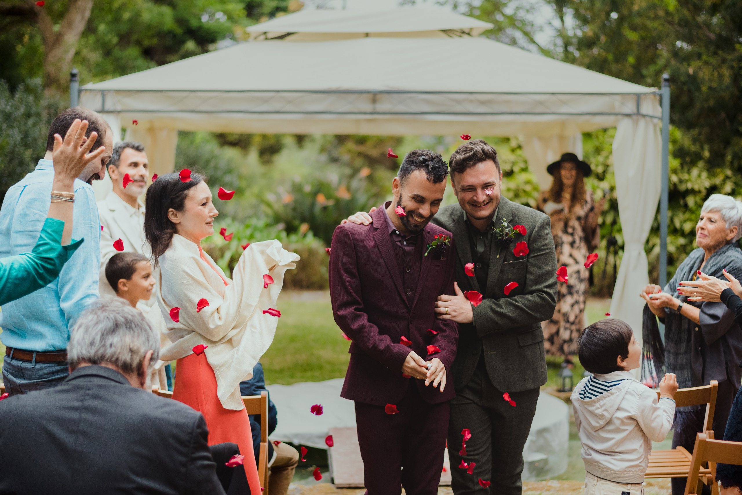 Garret + Filipe. Lifestyle, wedding and family photographer